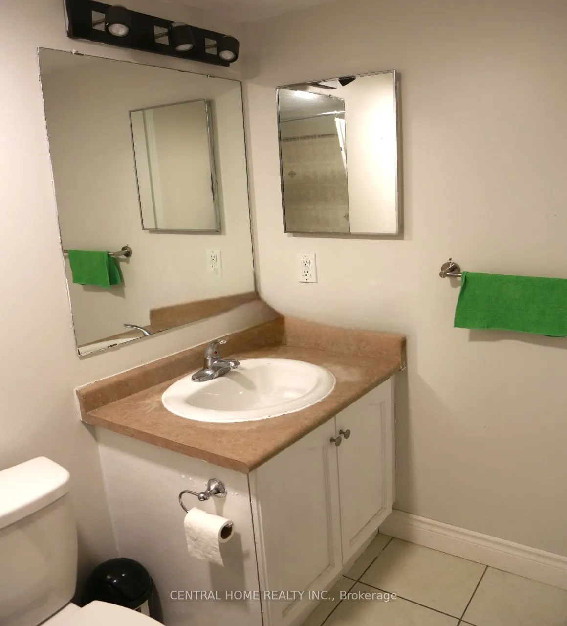 5225 Finch Avenue, #329