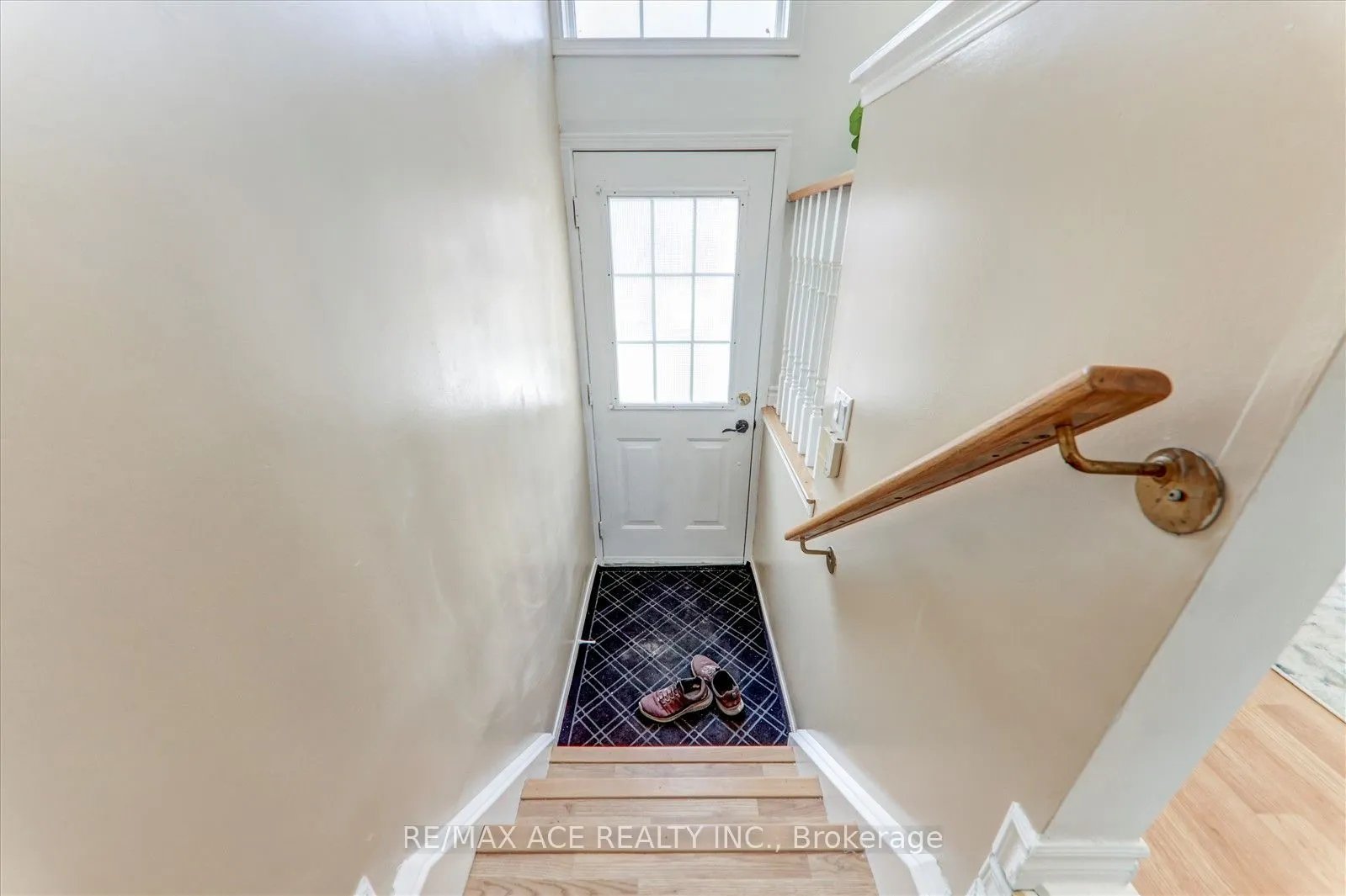 2 Hedge End Road, #102