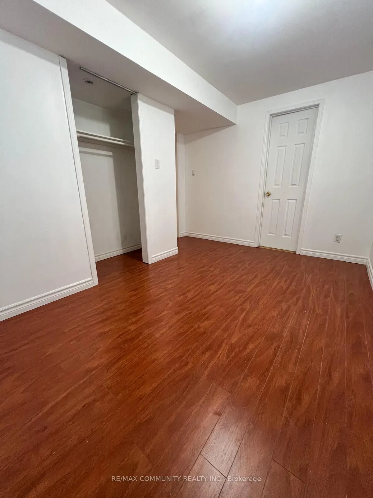 6 Adams Park Gate E, #Basement