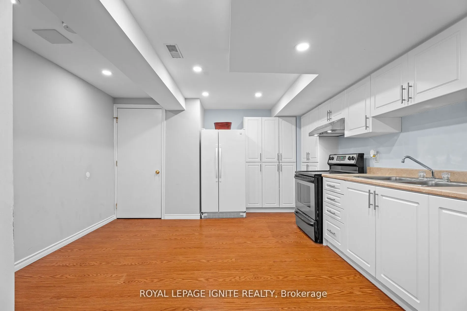 14 Marriner Crescent, #Bsmt