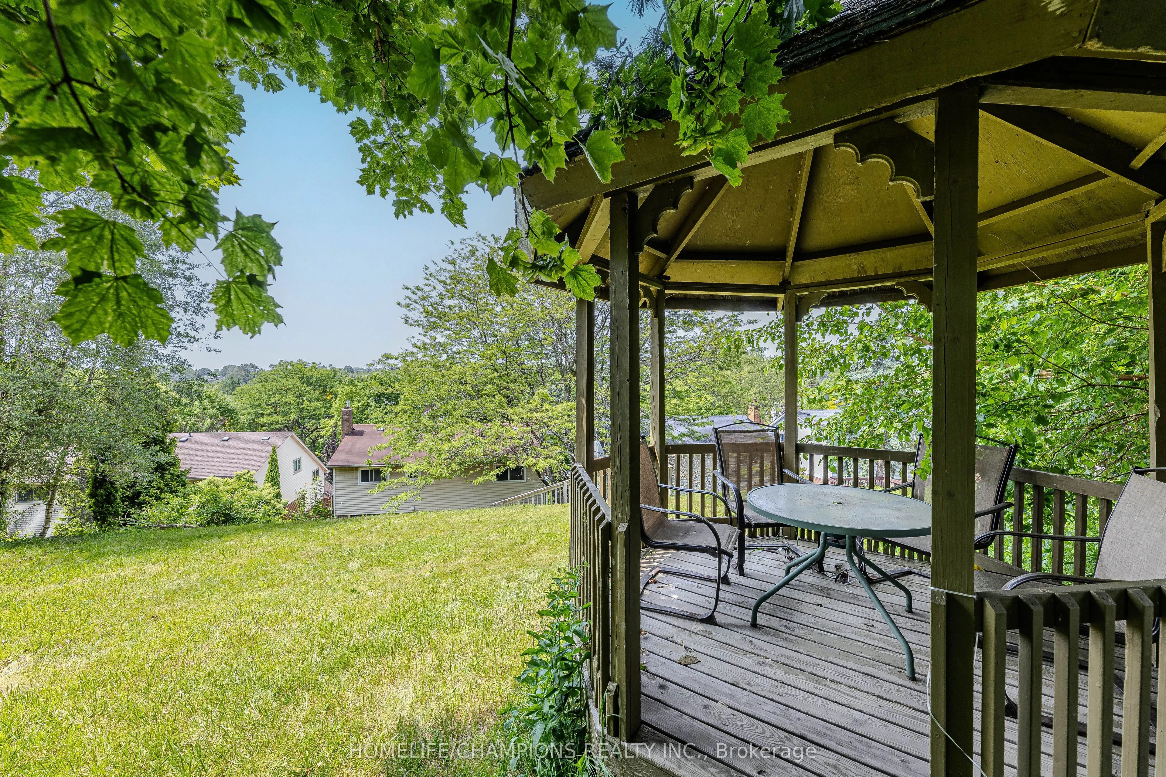 41 Broadbridge Drive