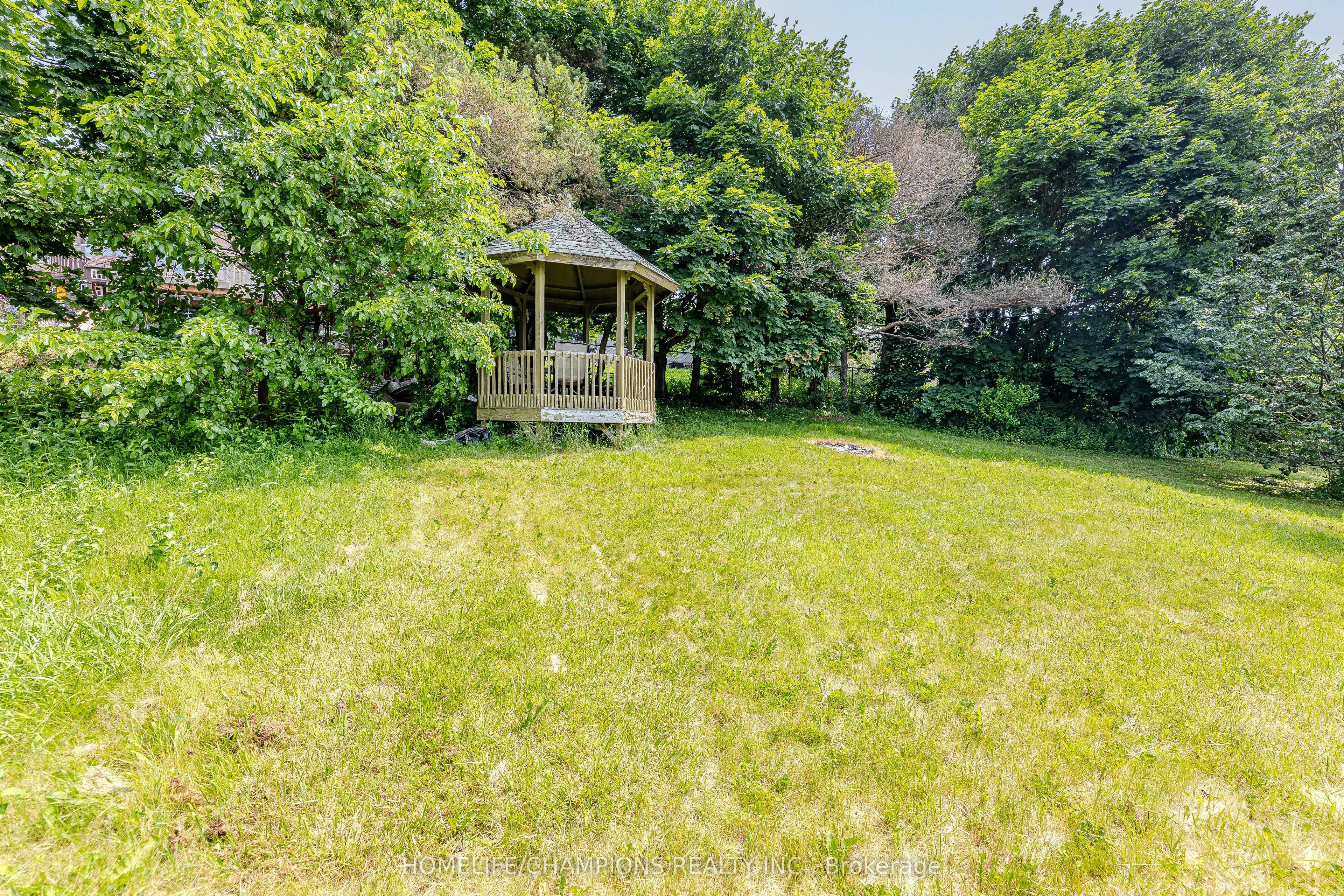 41 Broadbridge Drive