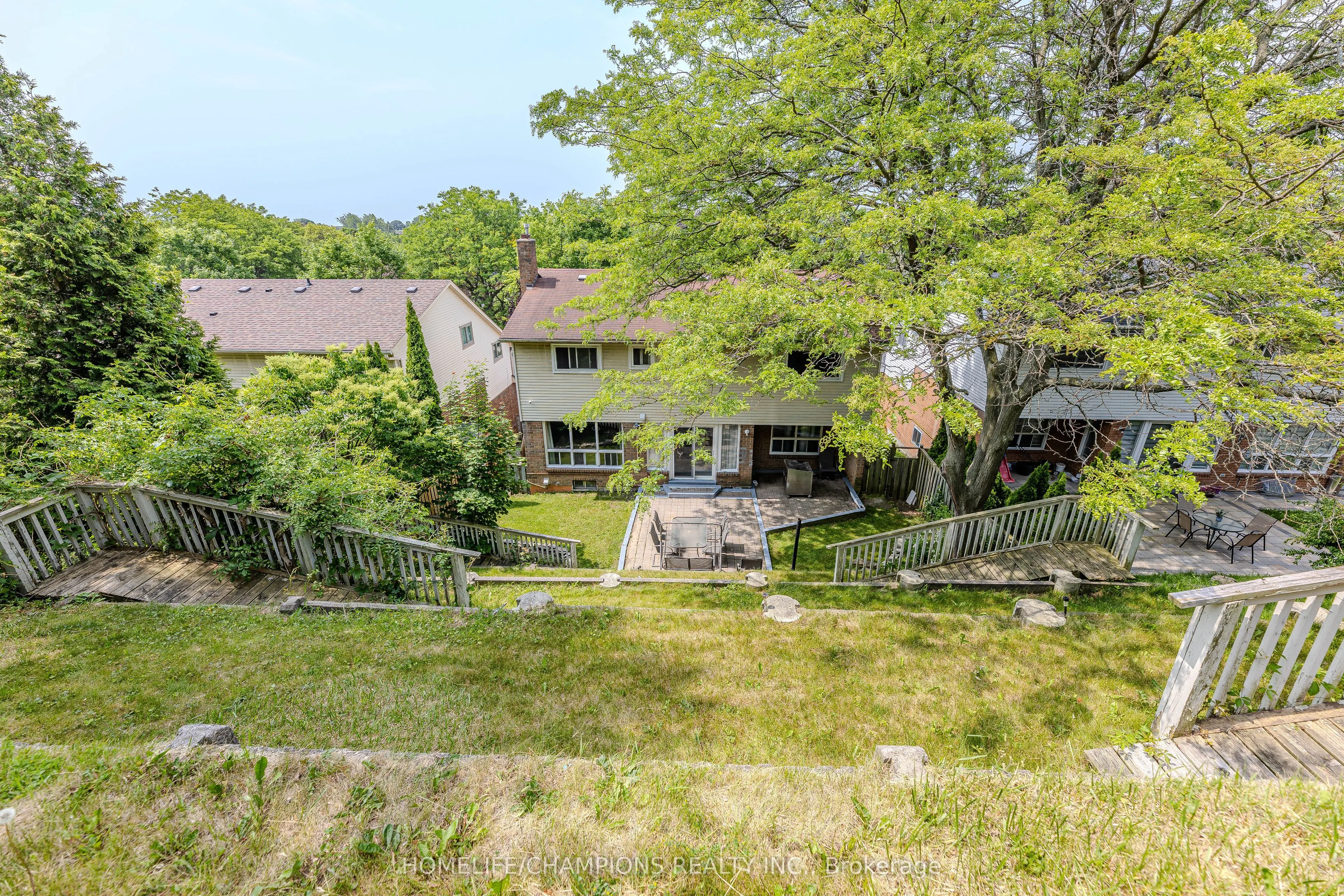 41 Broadbridge Drive