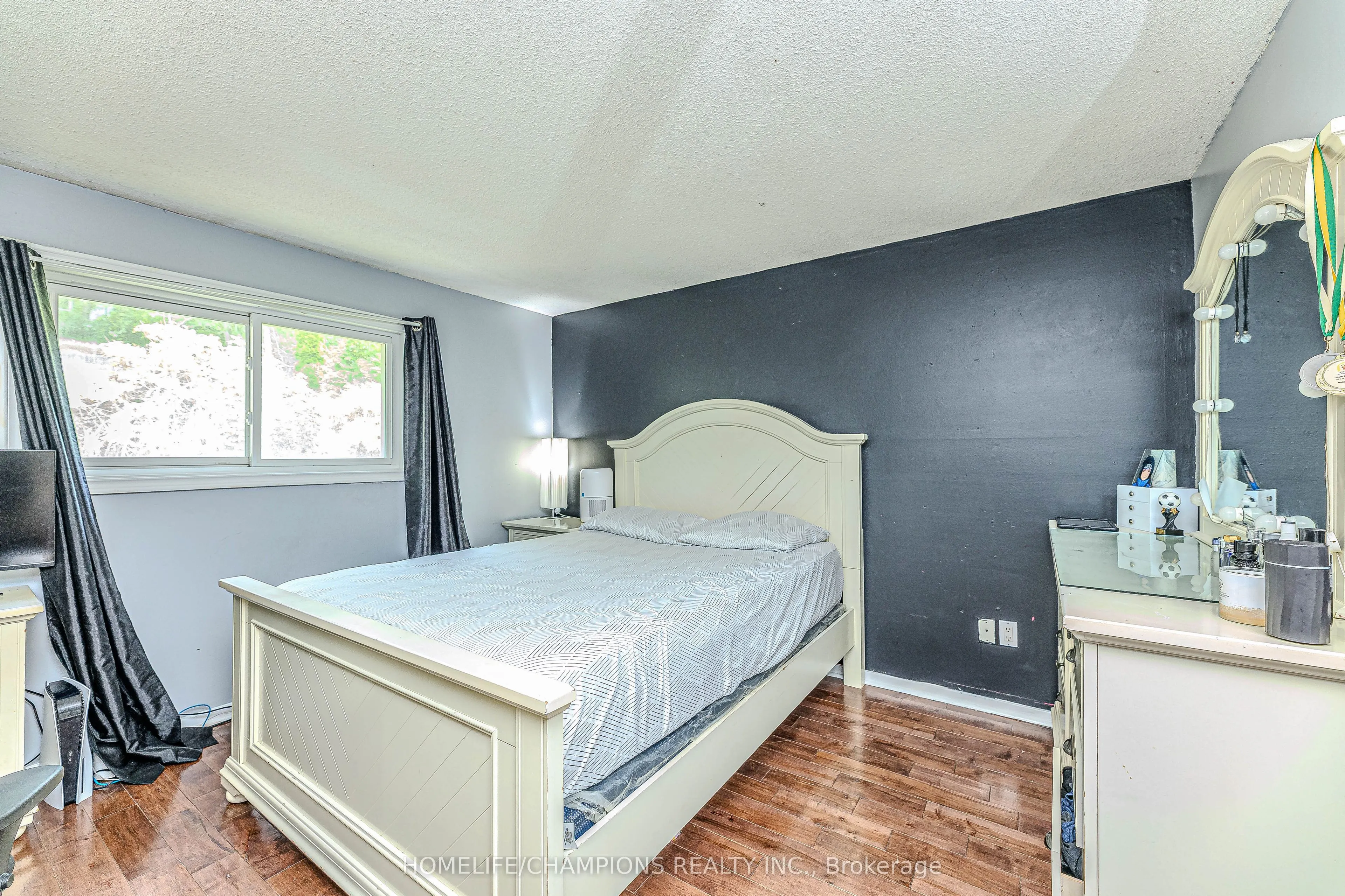 41 Broadbridge Drive