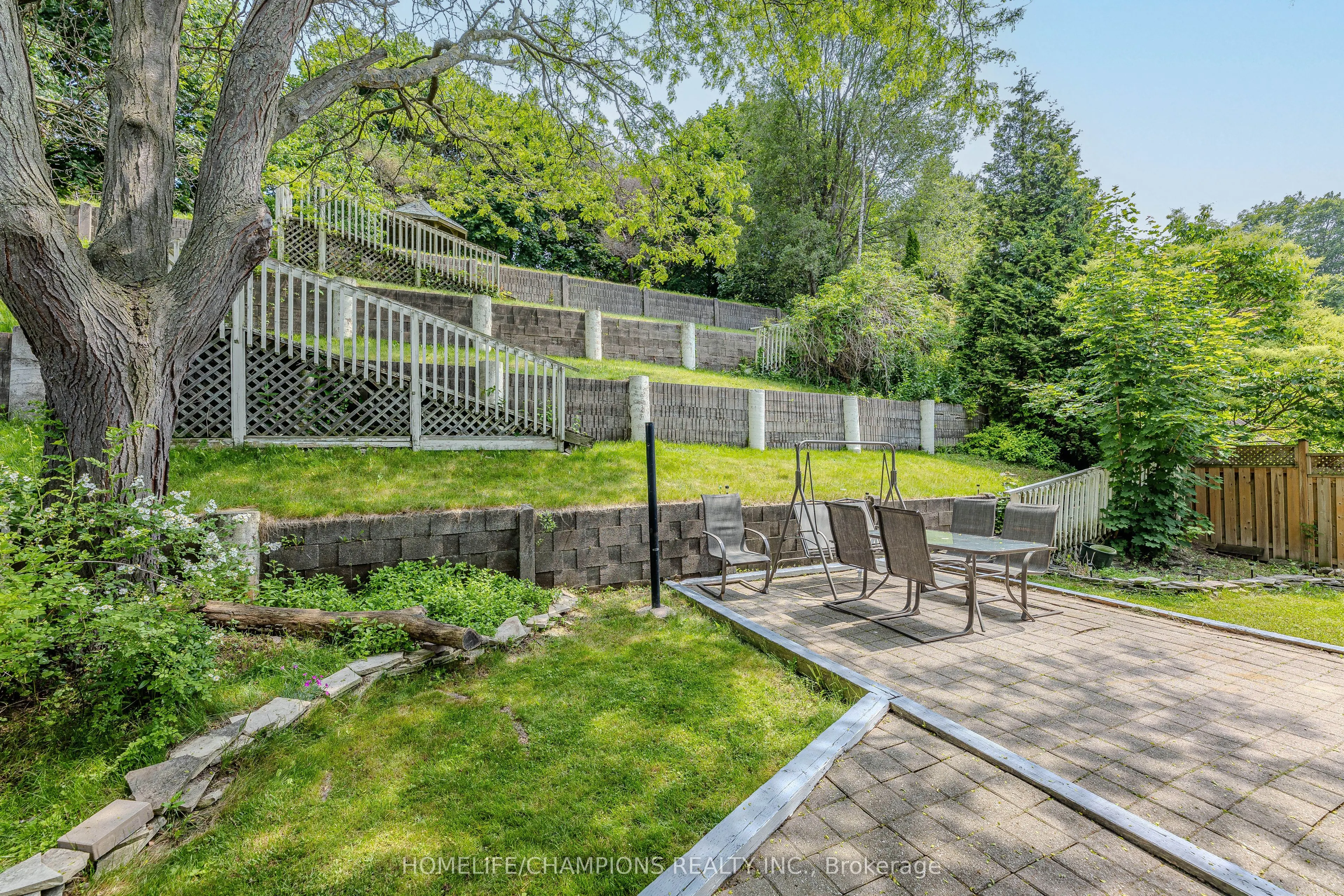 41 Broadbridge Drive