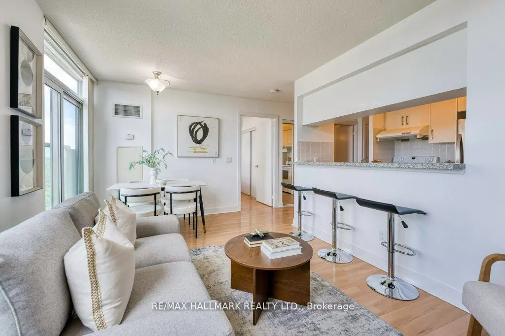 238 Bonis Avenue, #1123
