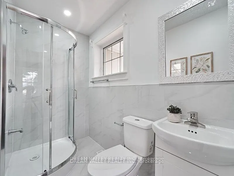 24 Gable Place, #Main