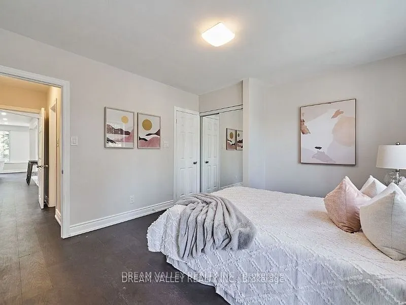 24 Gable Place, #Main