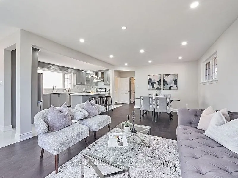 24 Gable Place, #Main