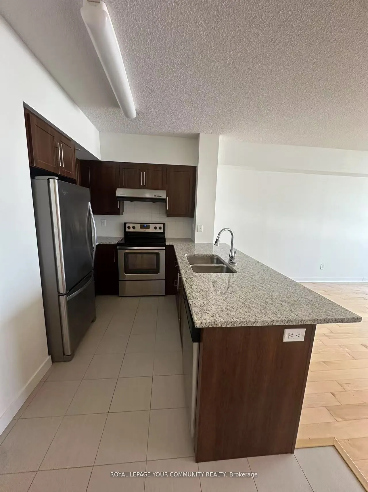 1038 McNicoll Avenue, #617