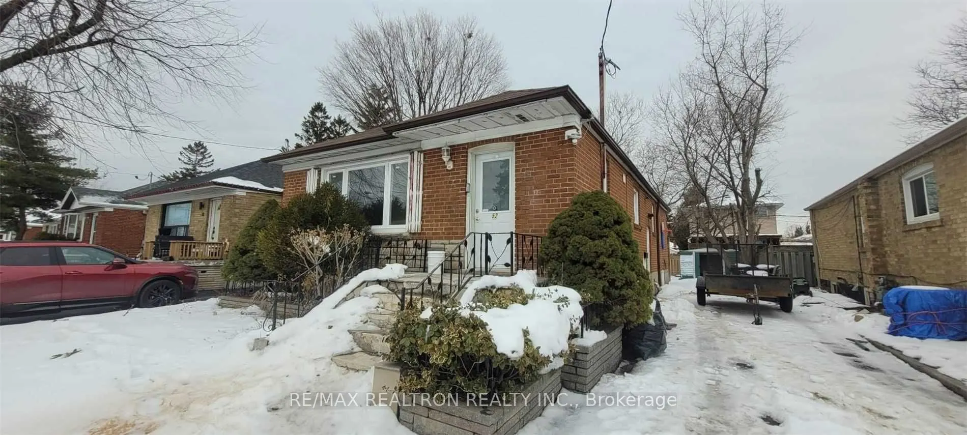 52 Flora Drive, ##Main