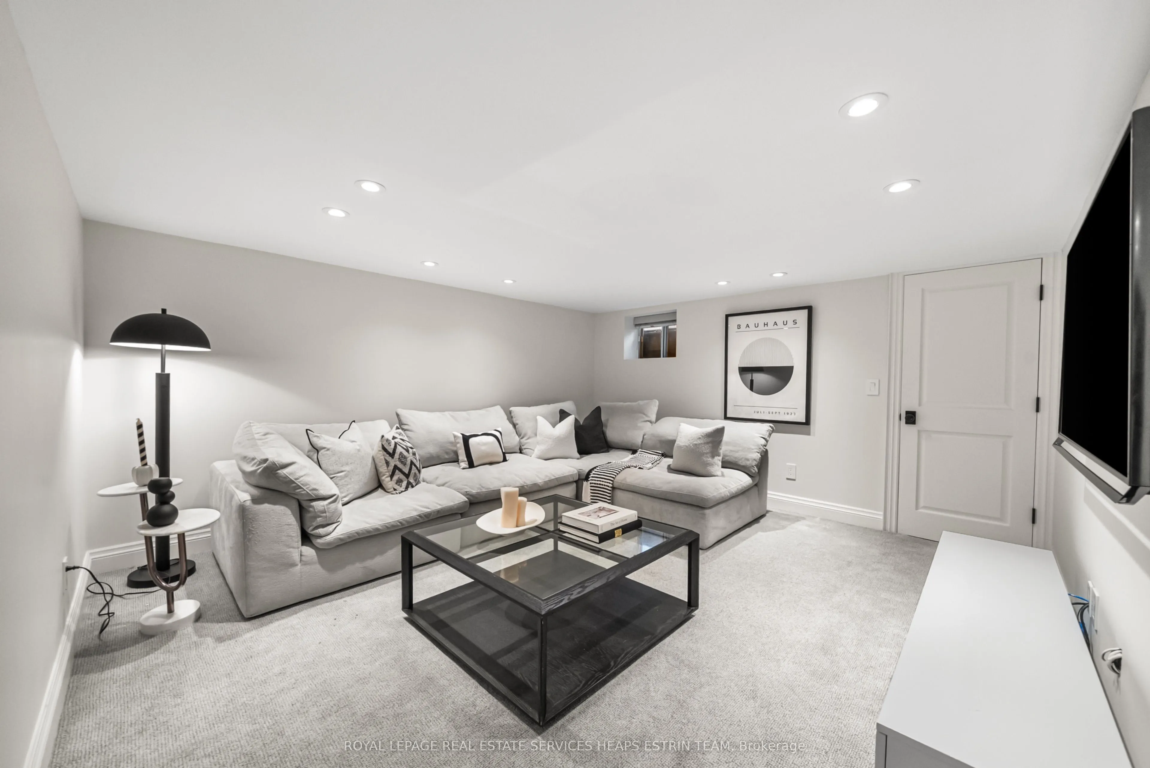 3 Hurndale Avenue