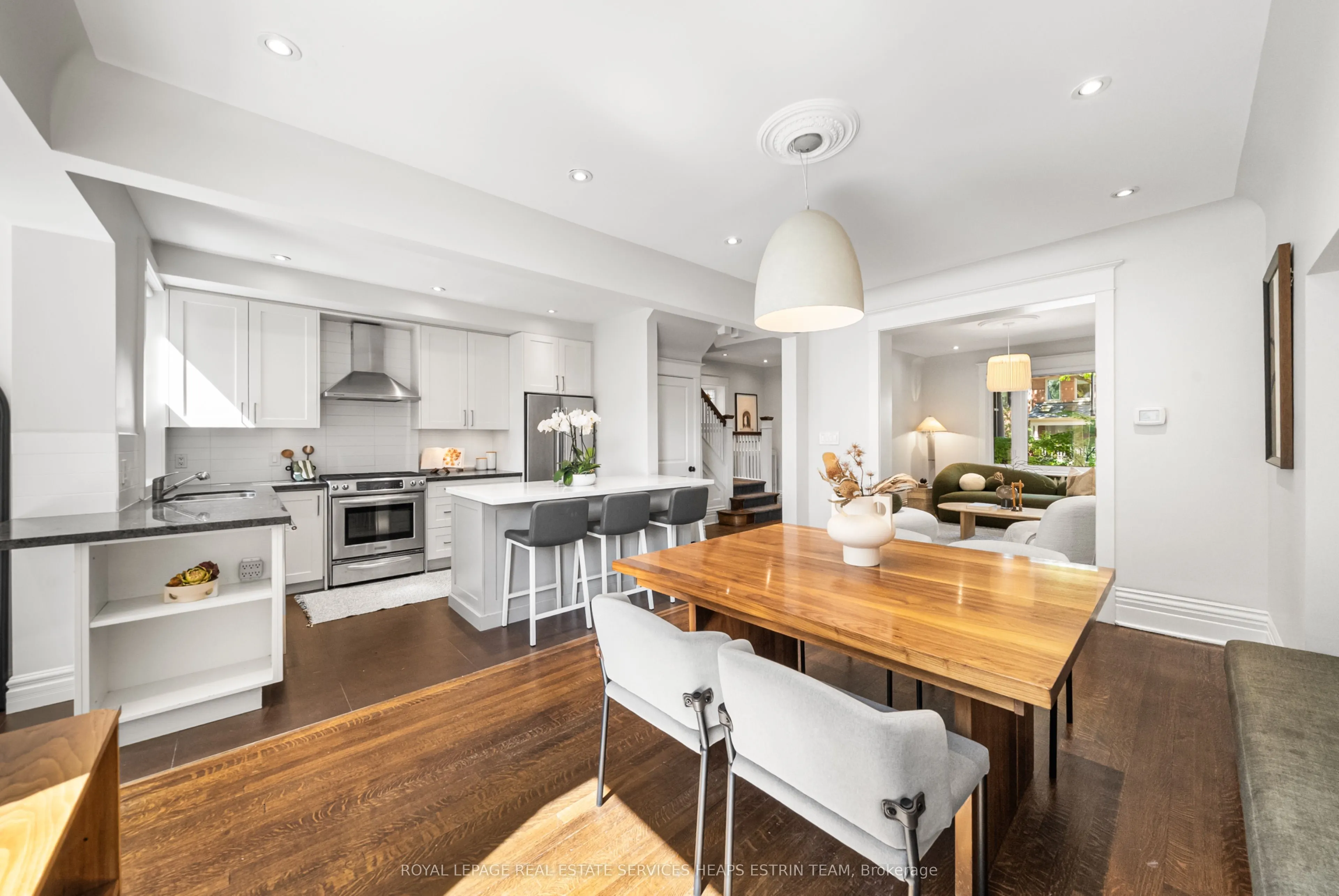 3 Hurndale Avenue