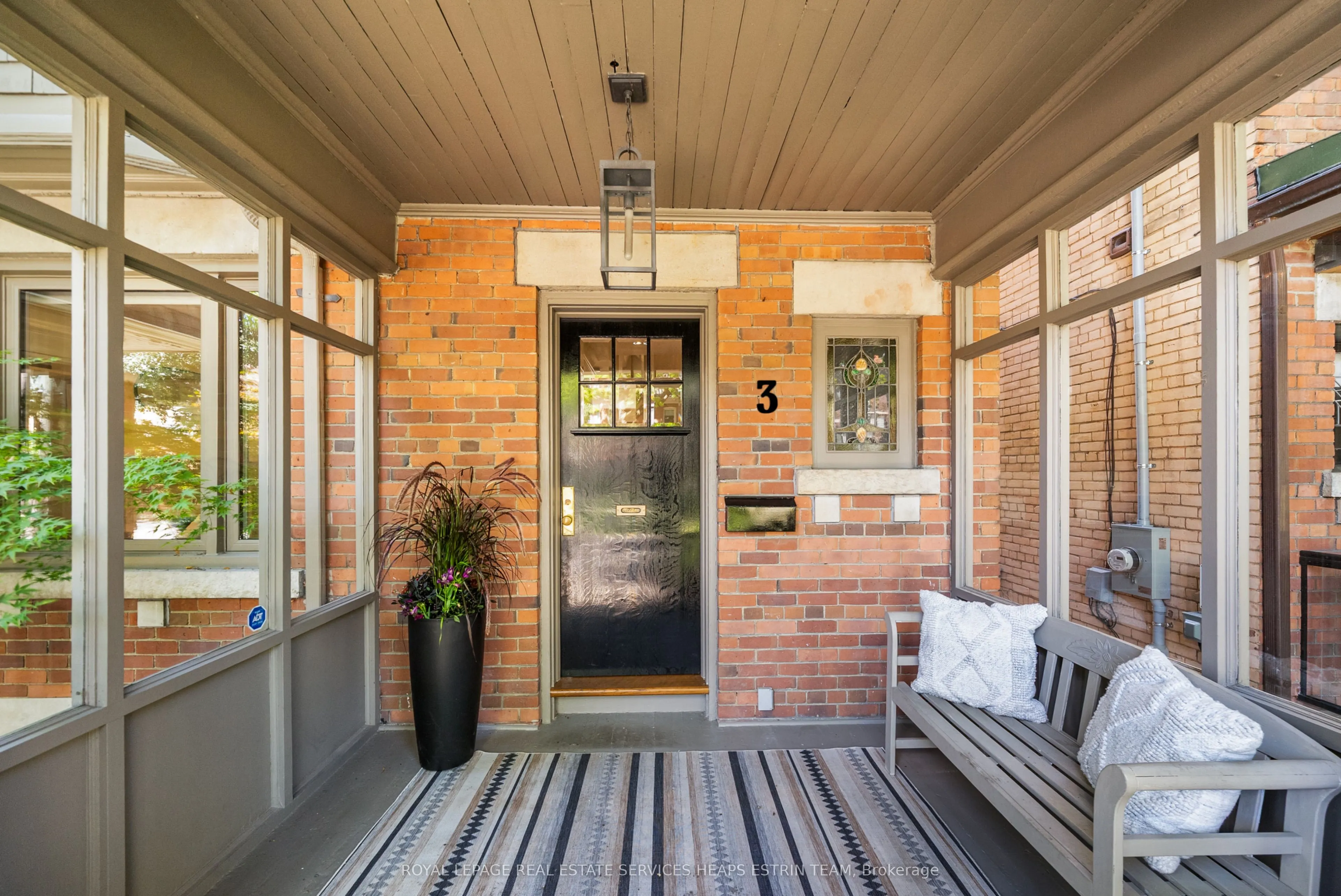 3 Hurndale Avenue