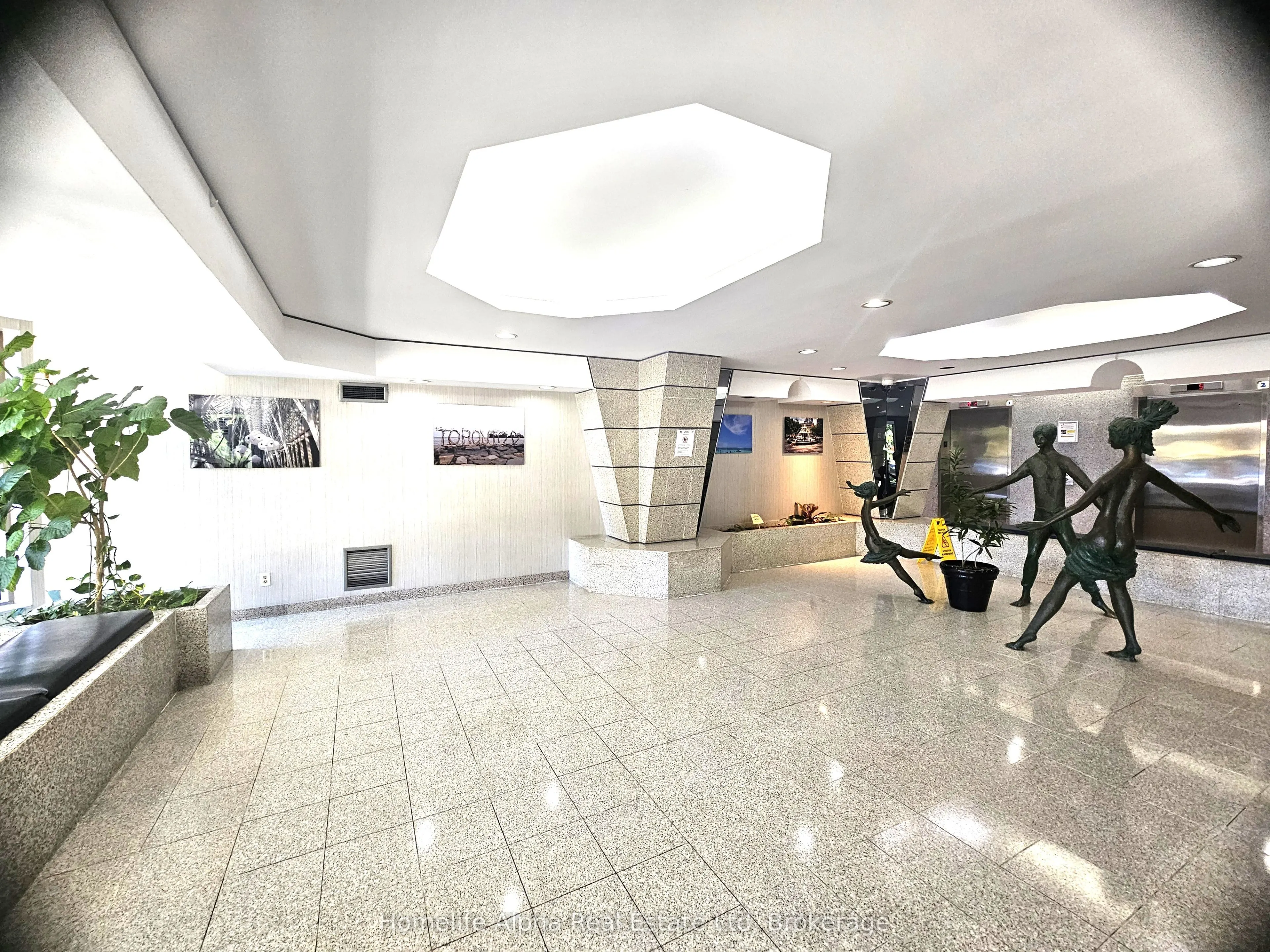 2460 Eglinton Avenue, #706