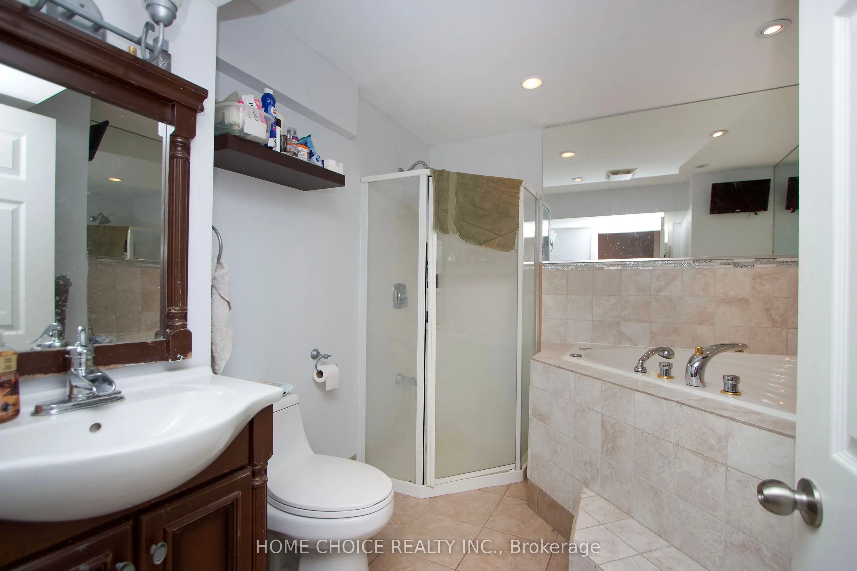56 Ivory Court