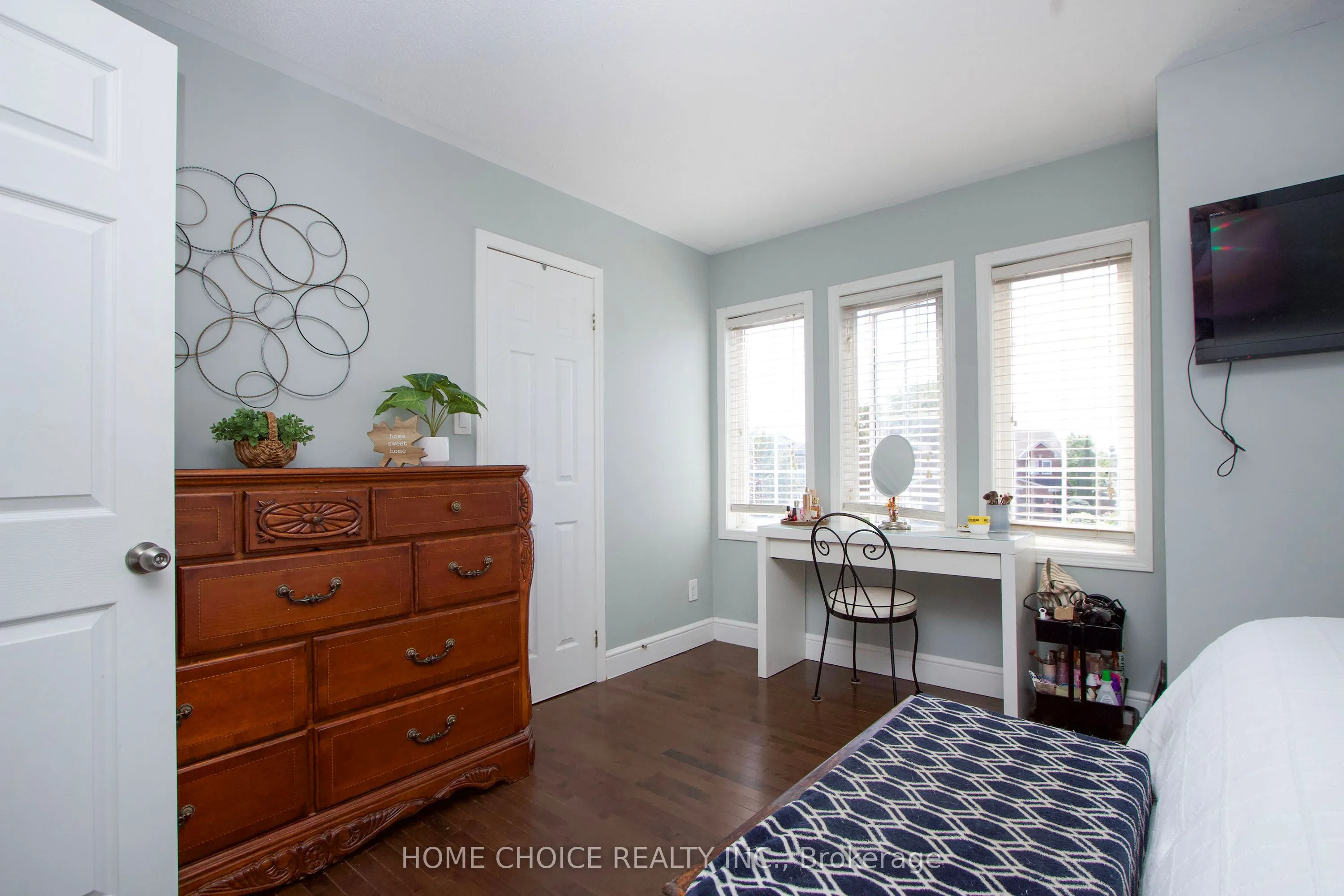 56 Ivory Court