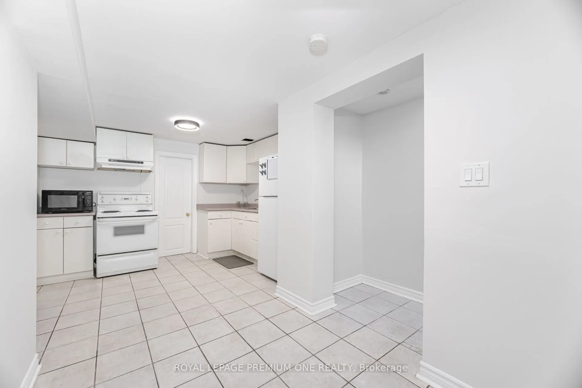 7 Bonnechere Crescent, #Bsmt