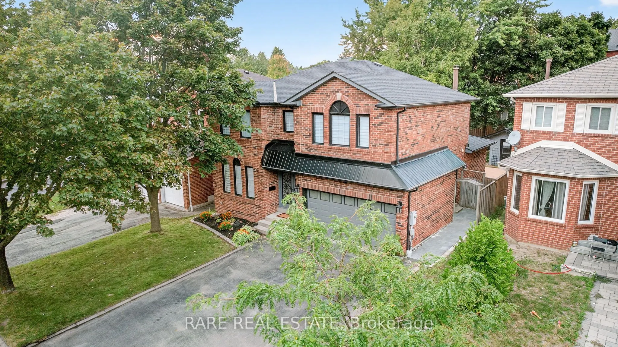 6 Carmichael Drive