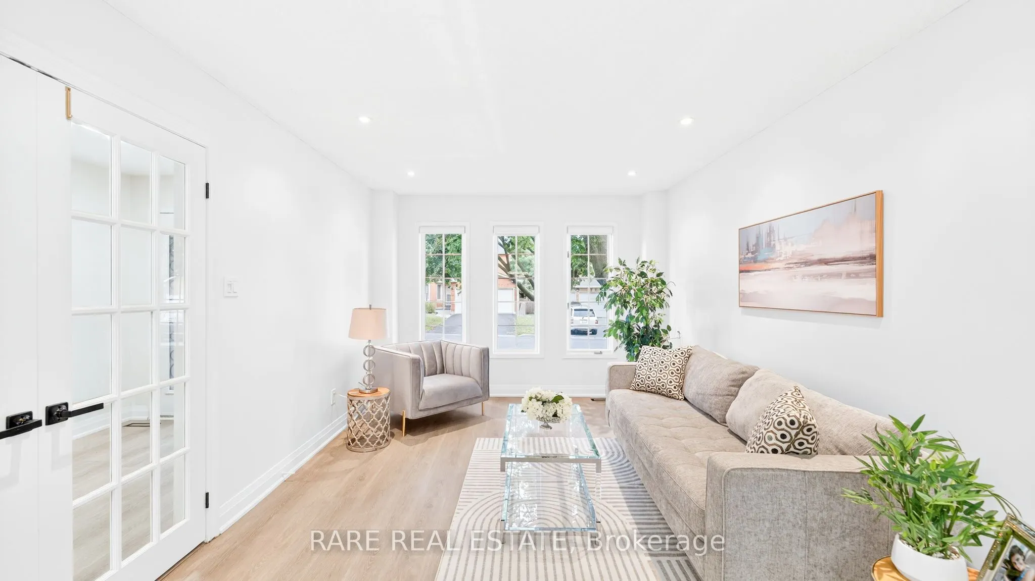 6 Carmichael Drive