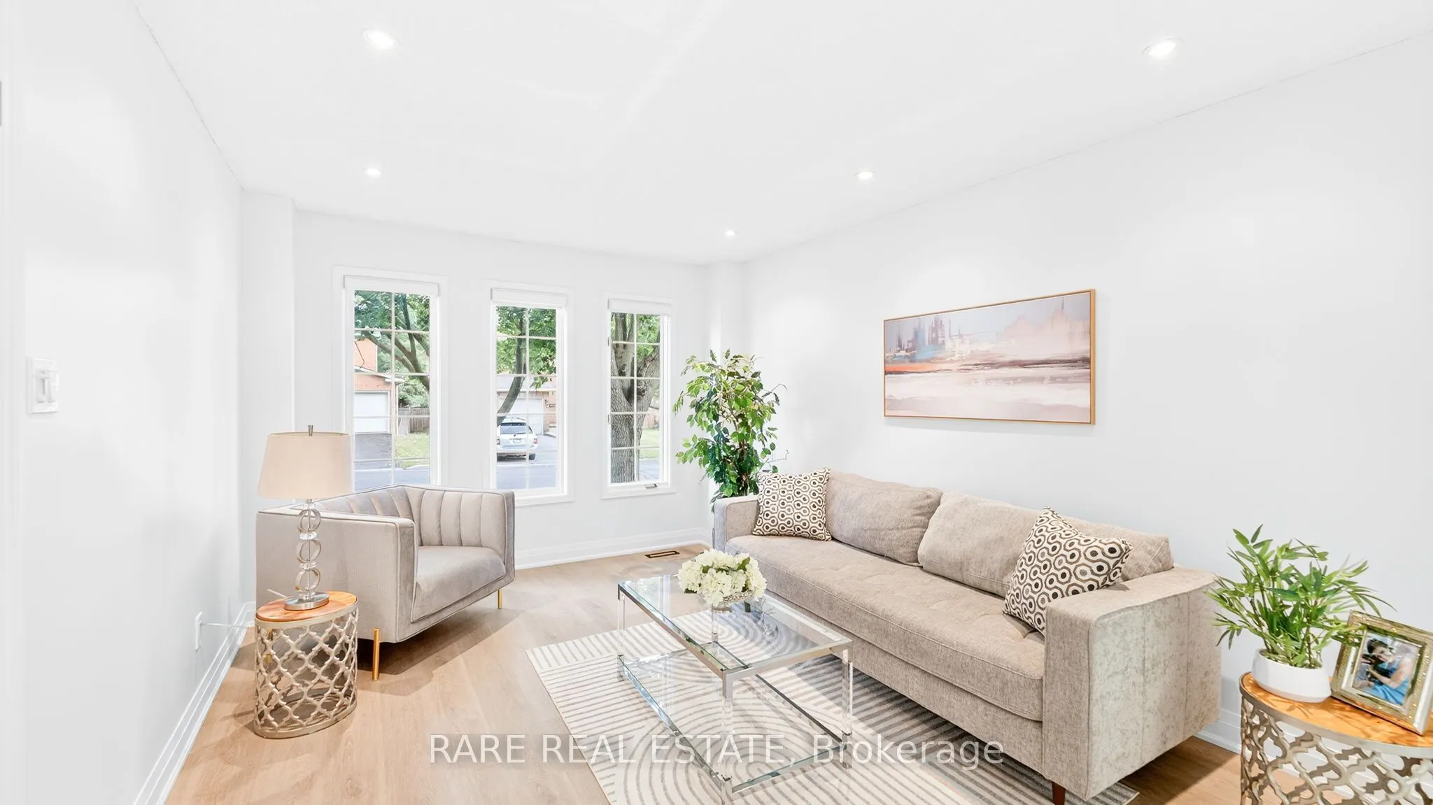 6 Carmichael Drive