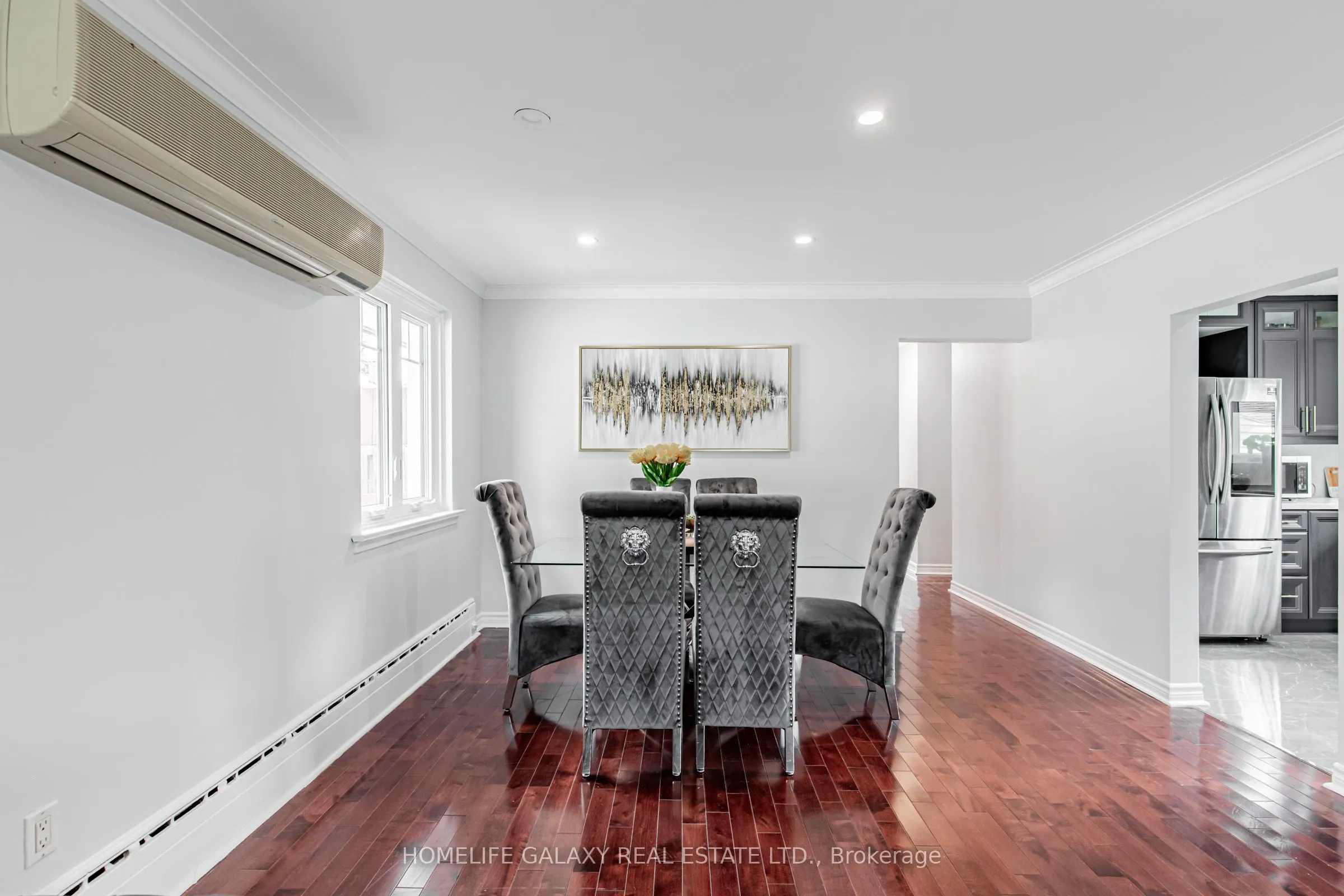 43 Larkhall Avenue
