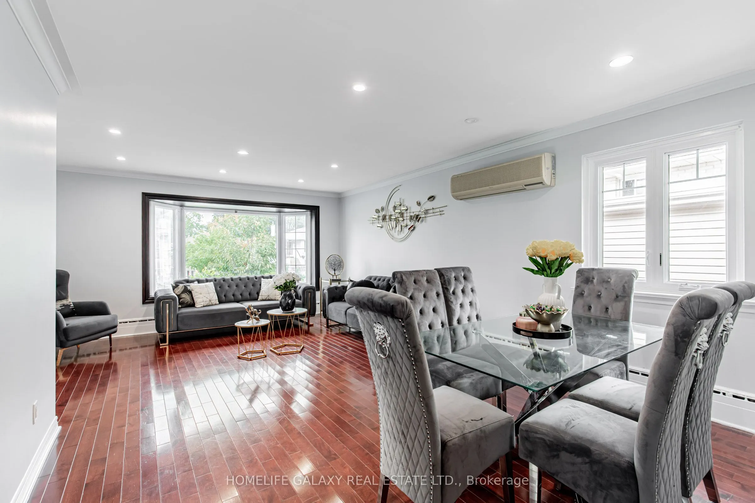 43 Larkhall Avenue