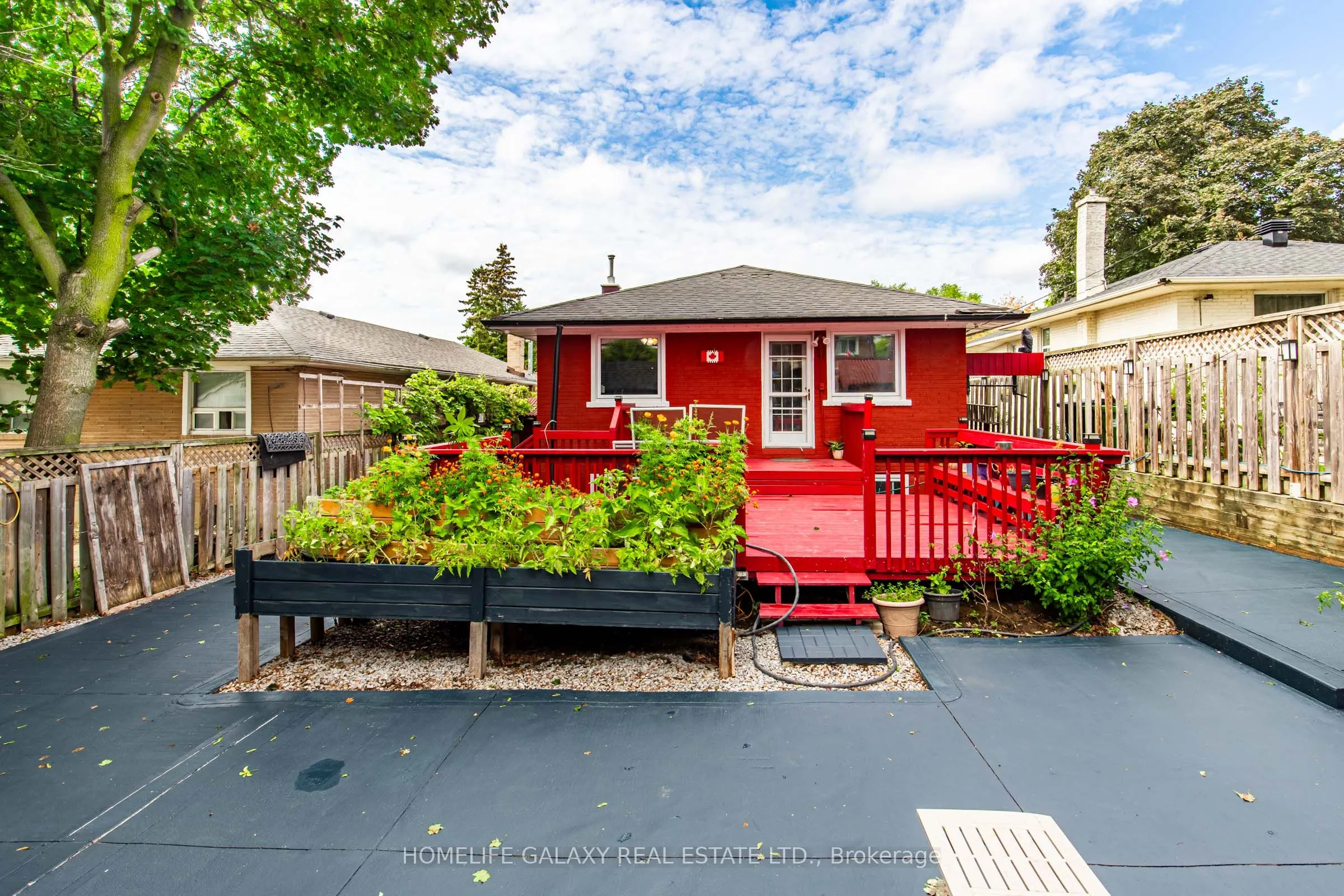 43 Larkhall Avenue