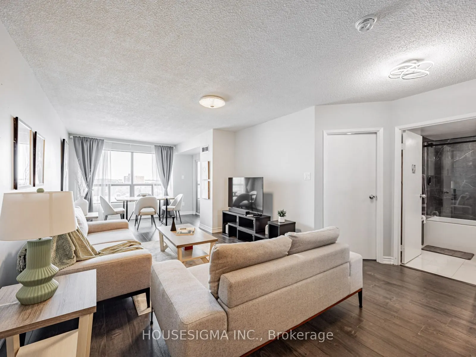 39 Kimbercroft Court, #703