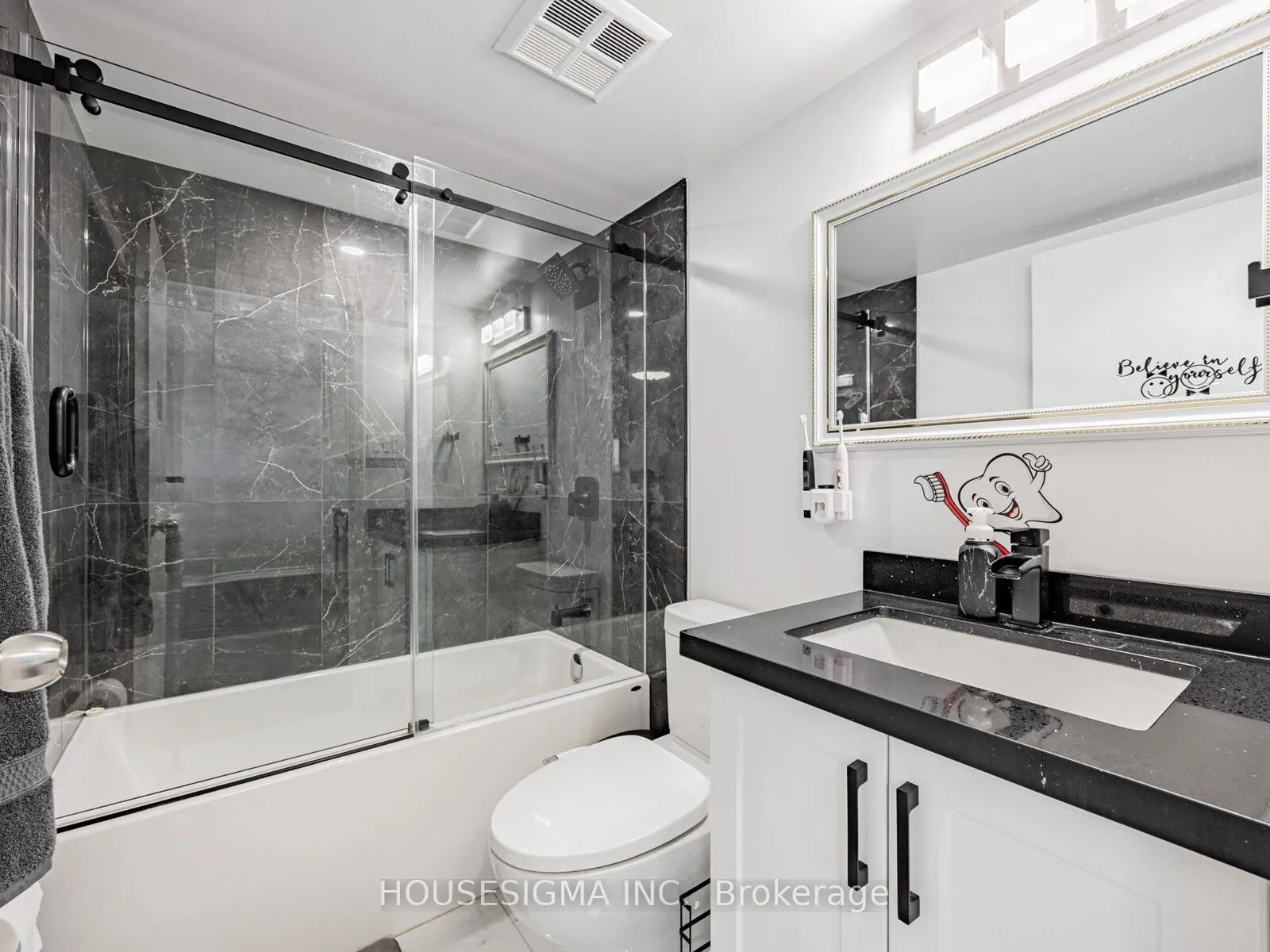 39 Kimbercroft Court, #703
