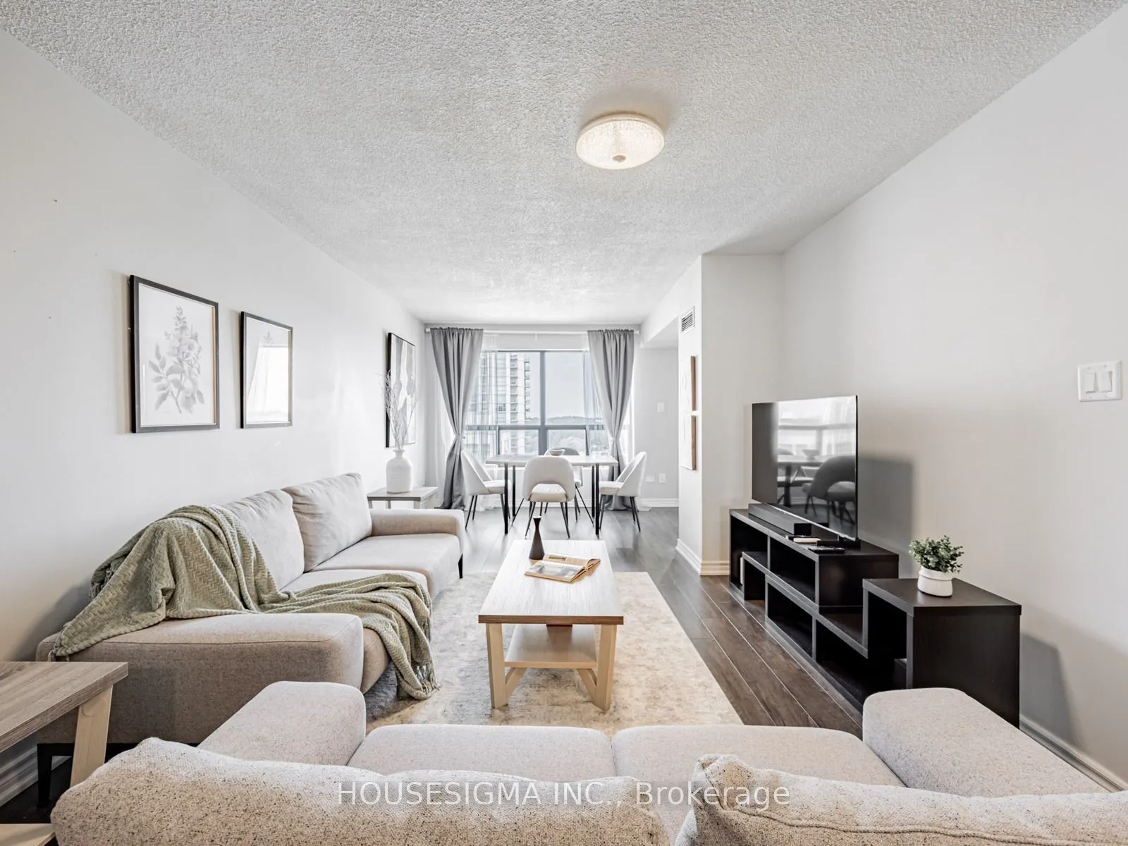 39 Kimbercroft Court, #703