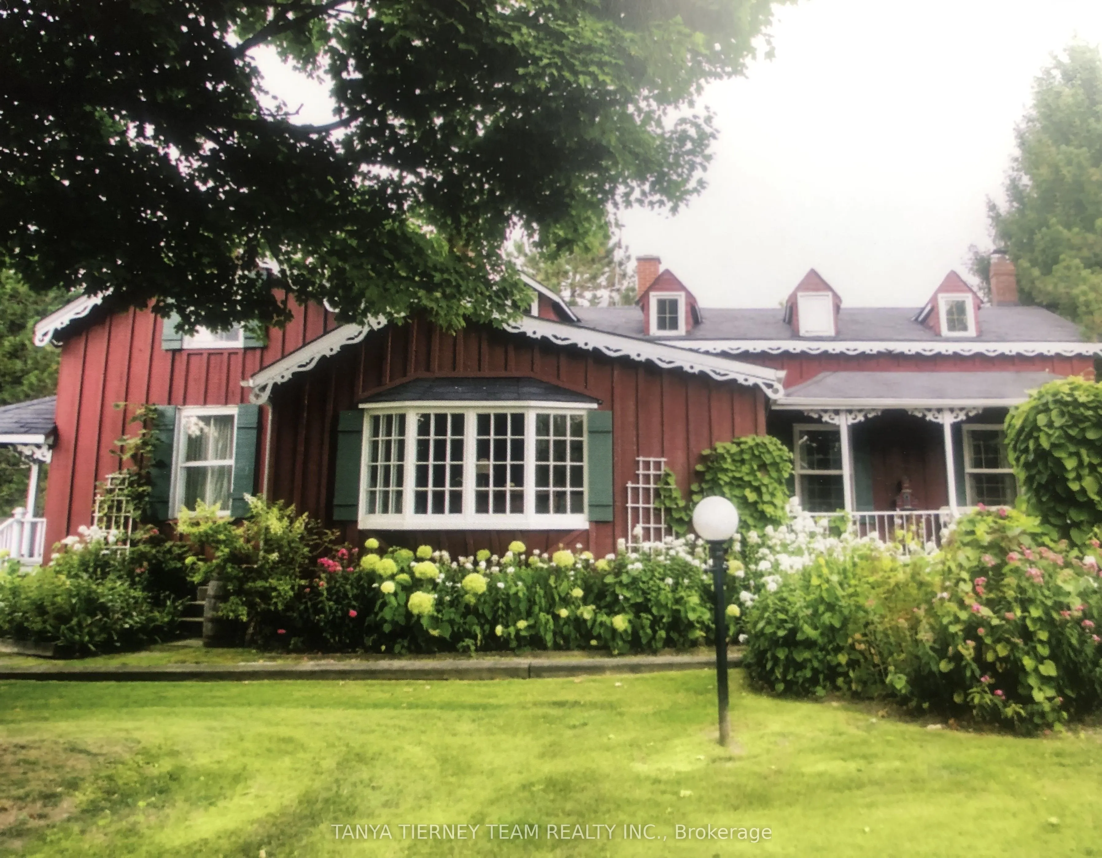 130 Myrtle Road E
