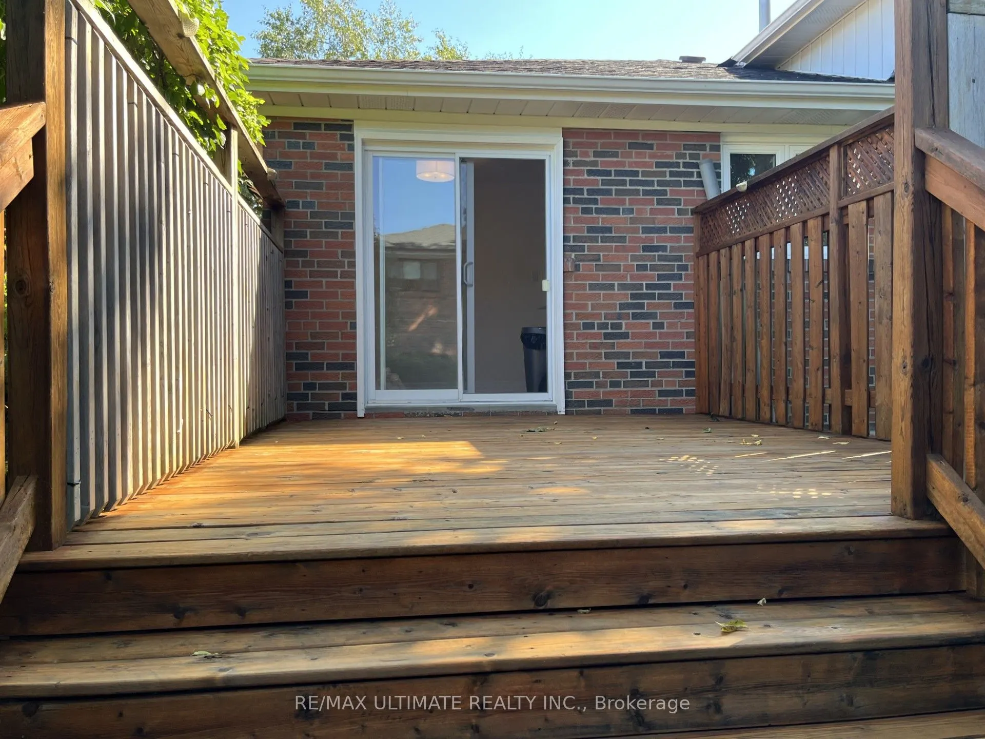 23 Munford Crescent