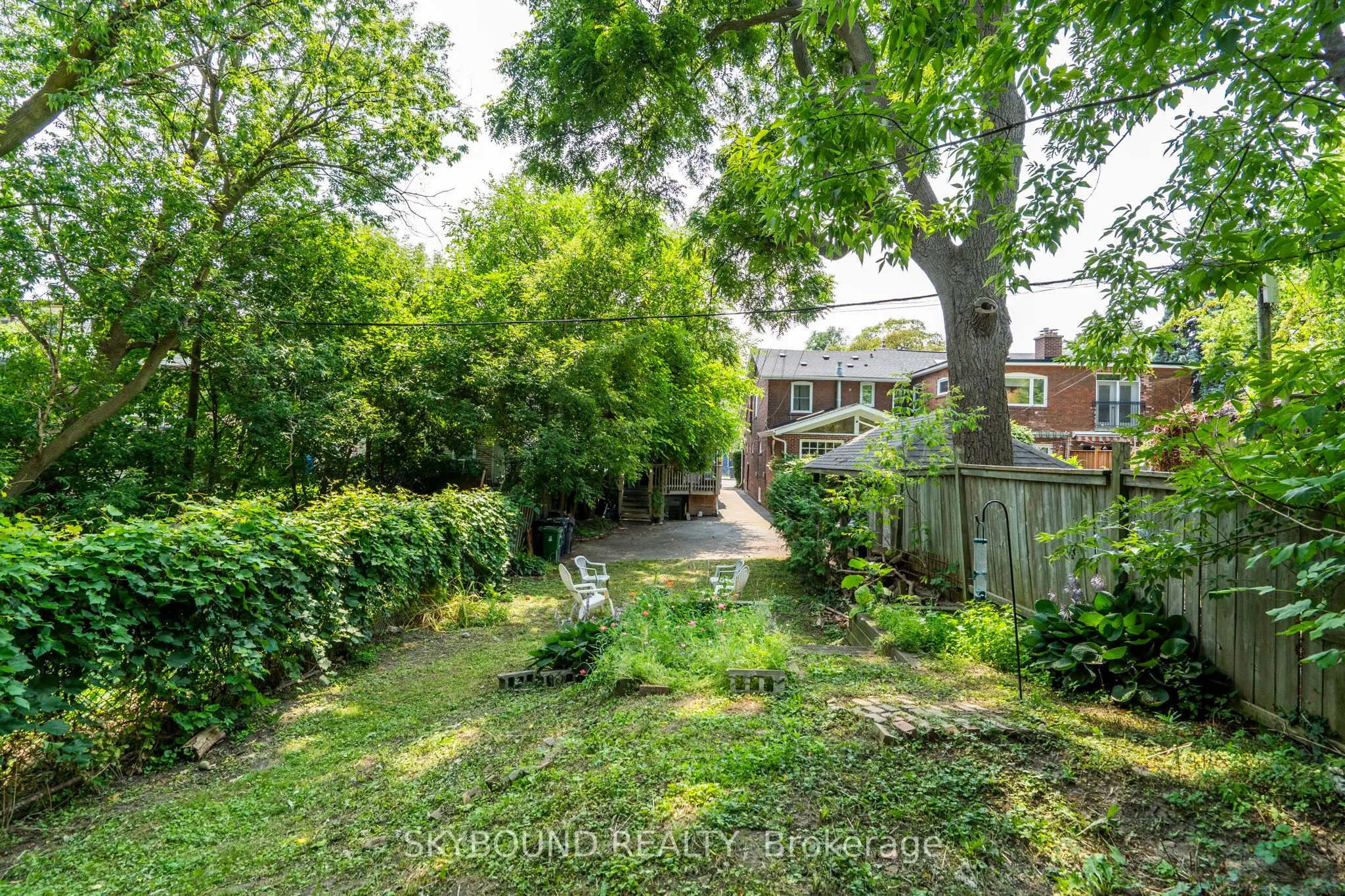 76 Eastwood Road