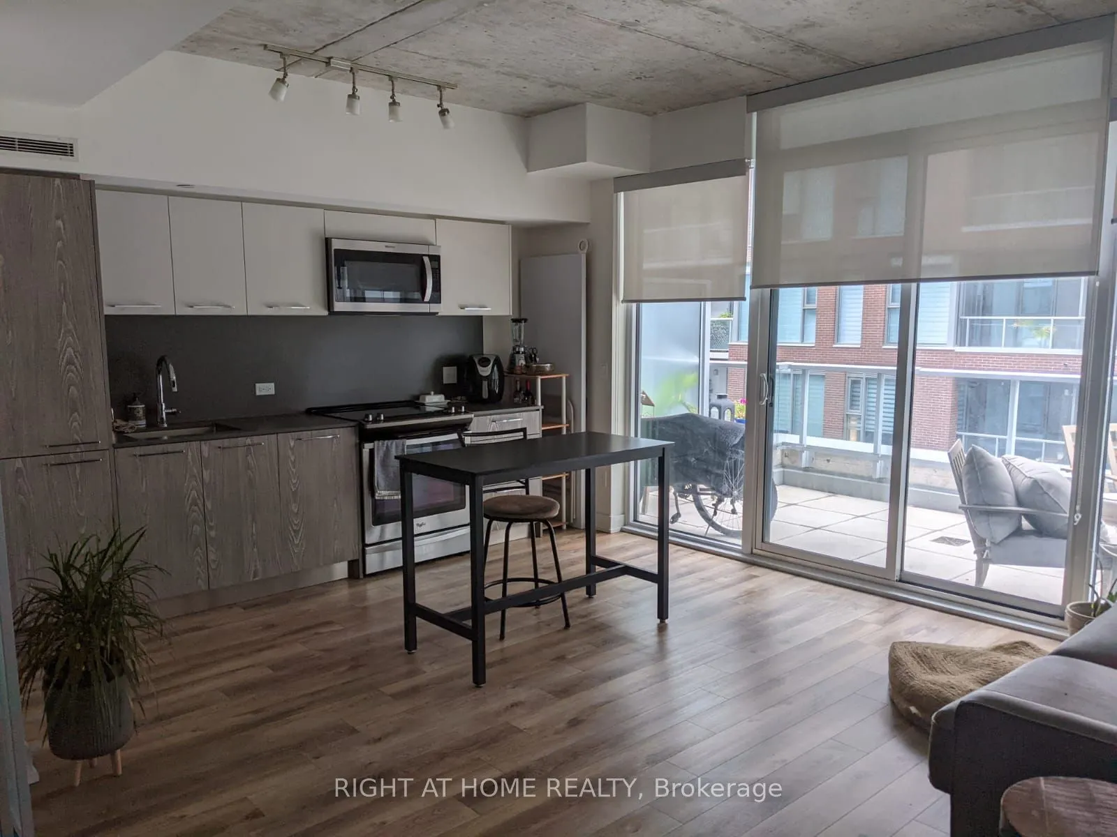 15 Baseball Place, #411