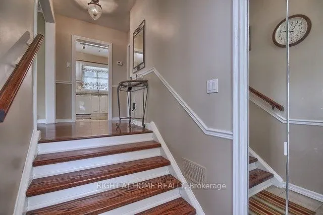 35 Hathway Drive, #Main
