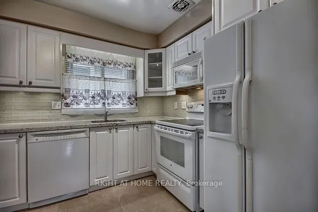 35 Hathway Drive, #Main