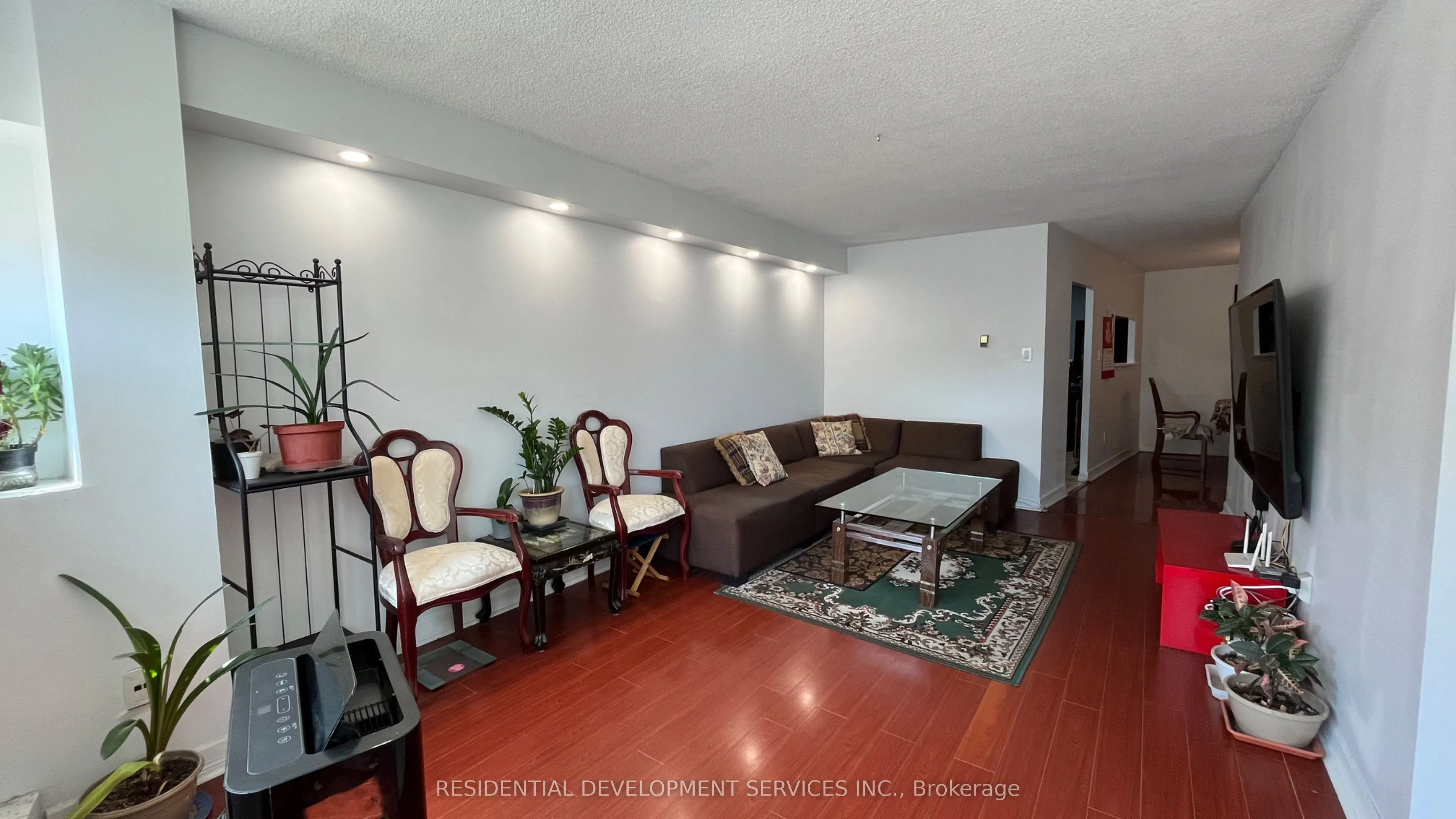 2050 Bridletowne Circle, #201