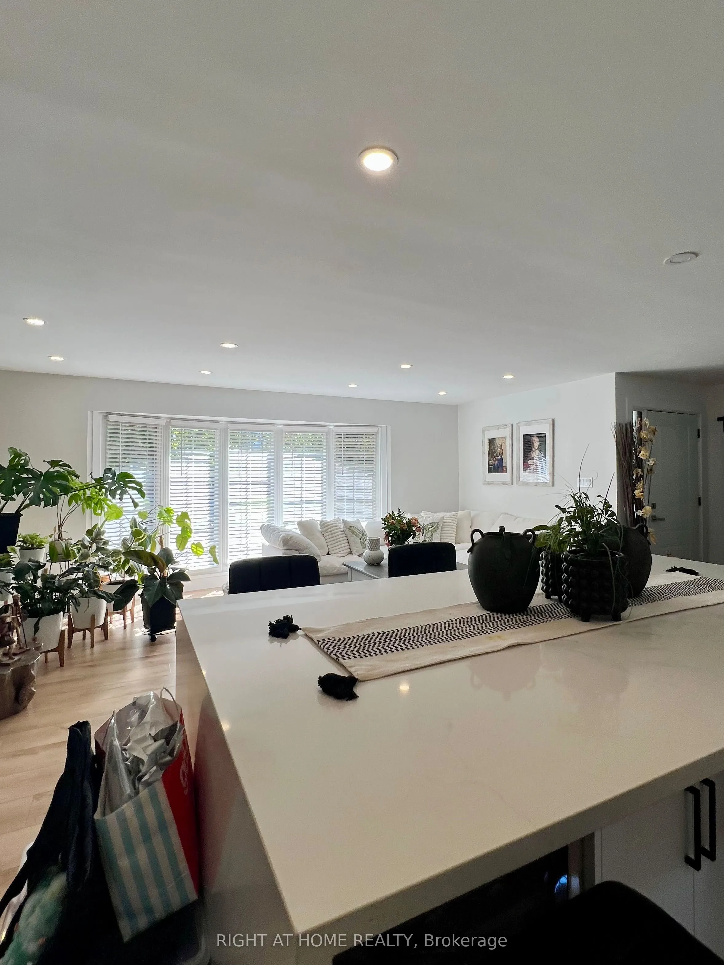 2 Richbourne Court