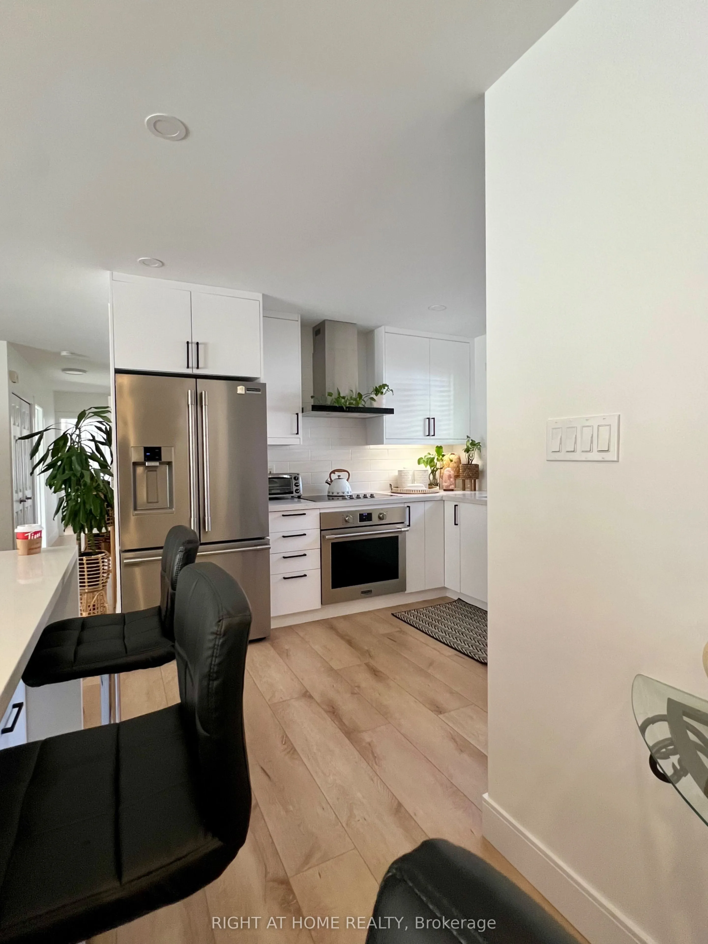2 Richbourne Court