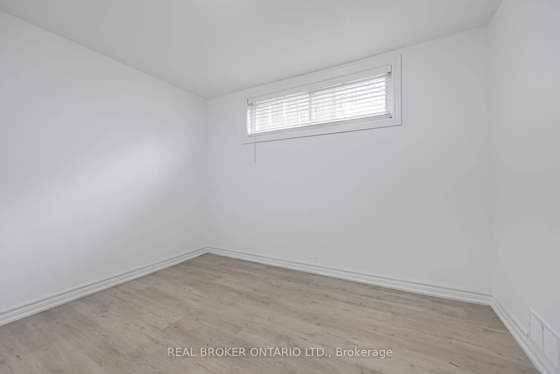 18 Shropshire Drive, #Bsmt