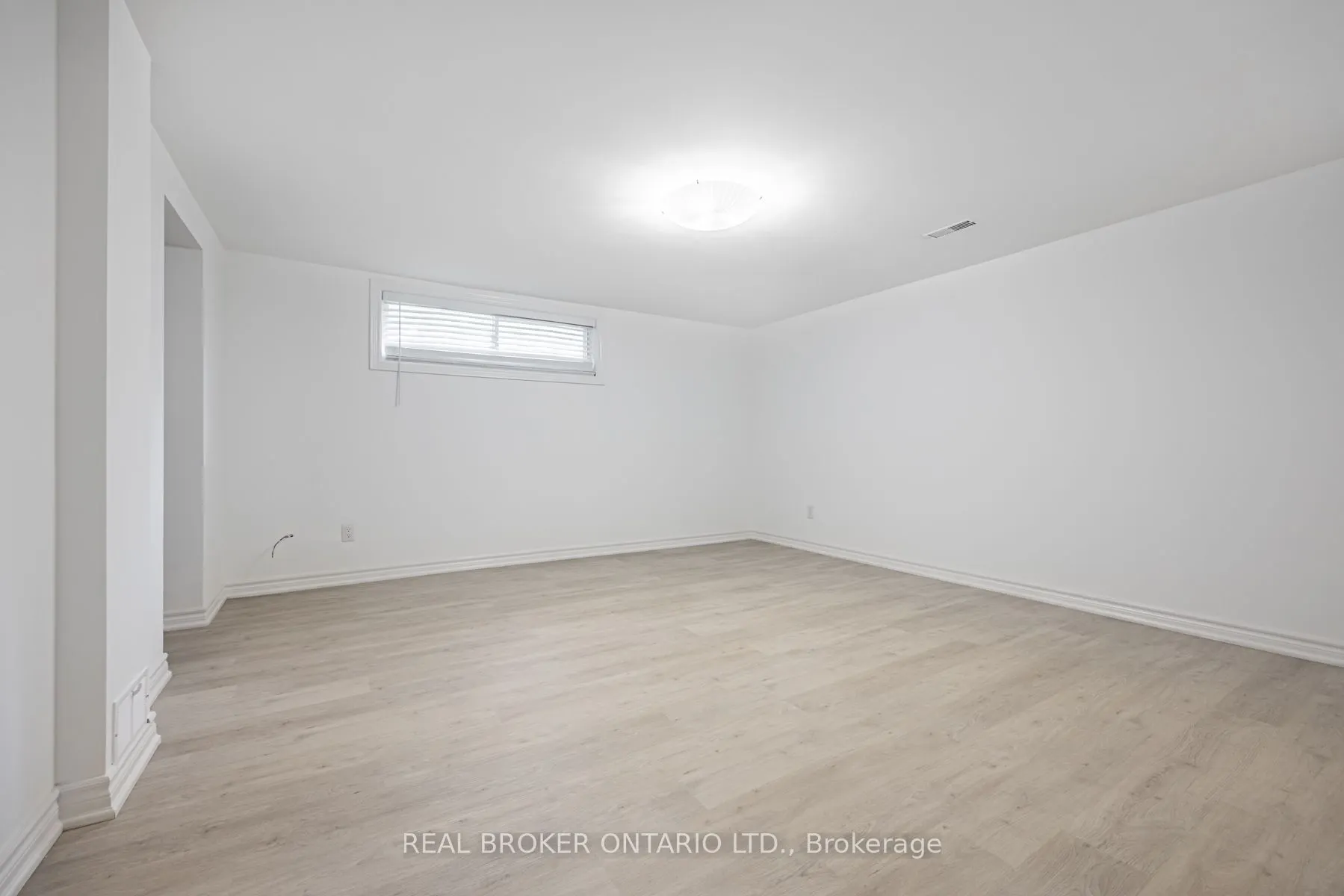 18 Shropshire Drive, #Bsmt