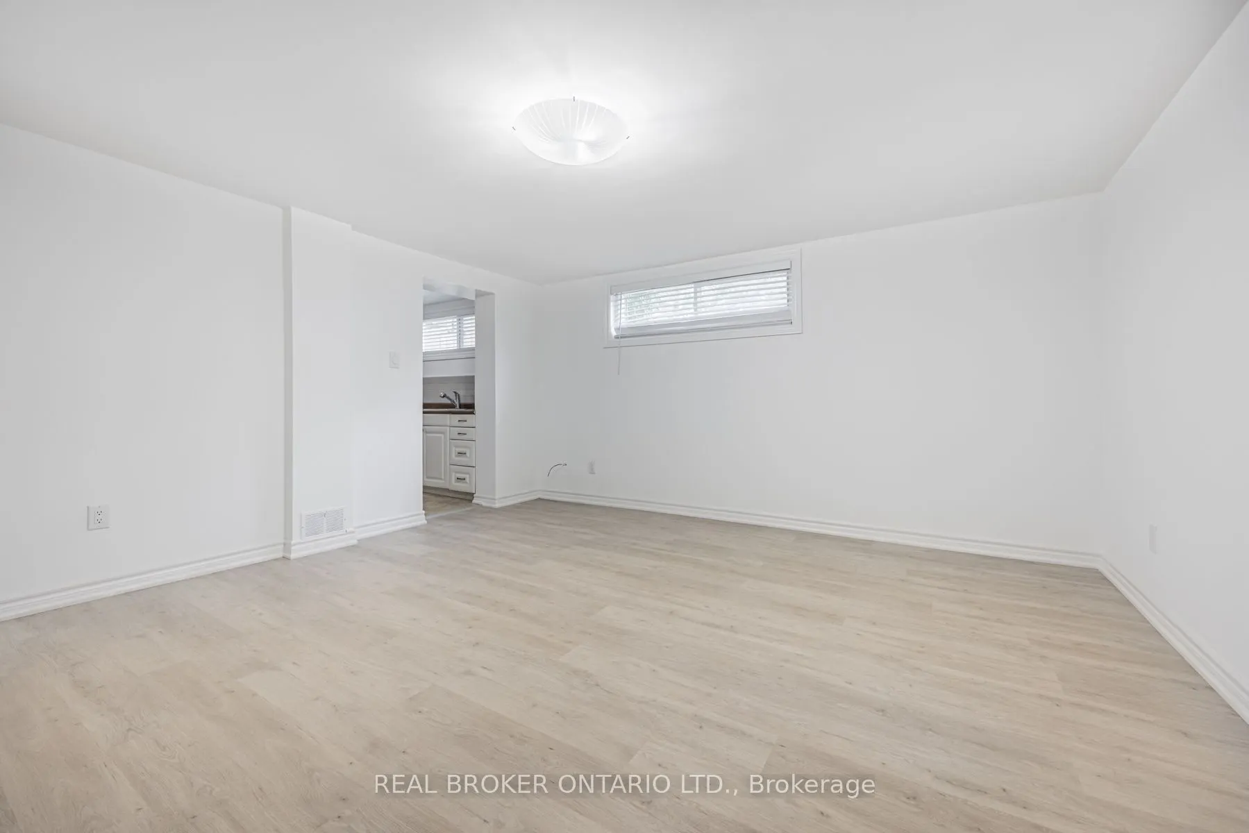 18 Shropshire Drive, #Bsmt