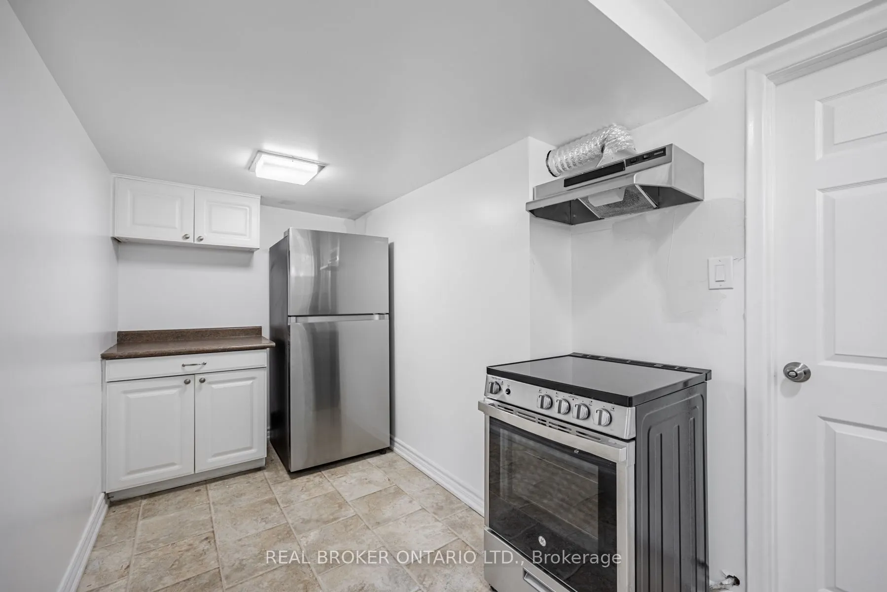 18 Shropshire Drive, #Bsmt