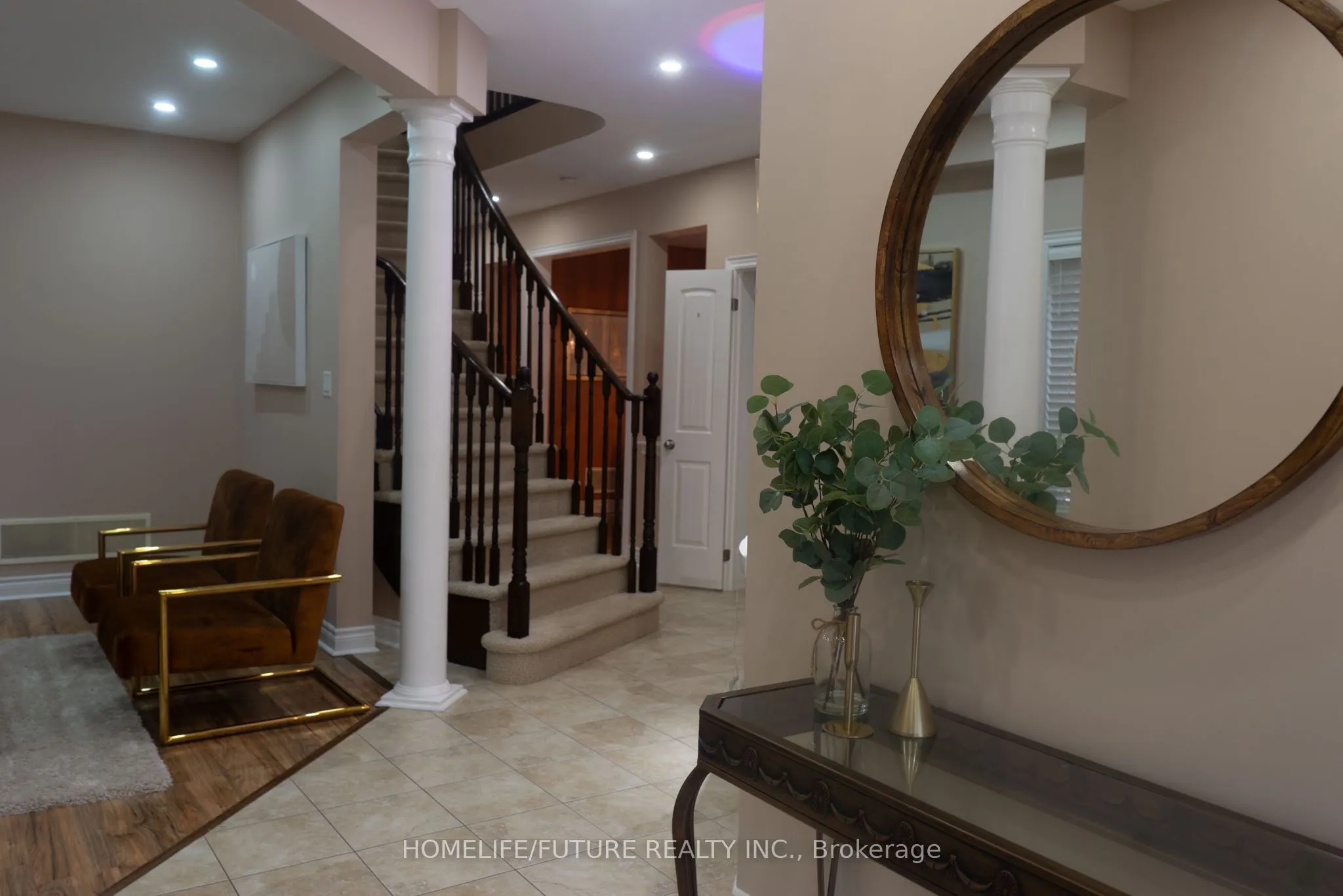 2076 Queensbury Drive
