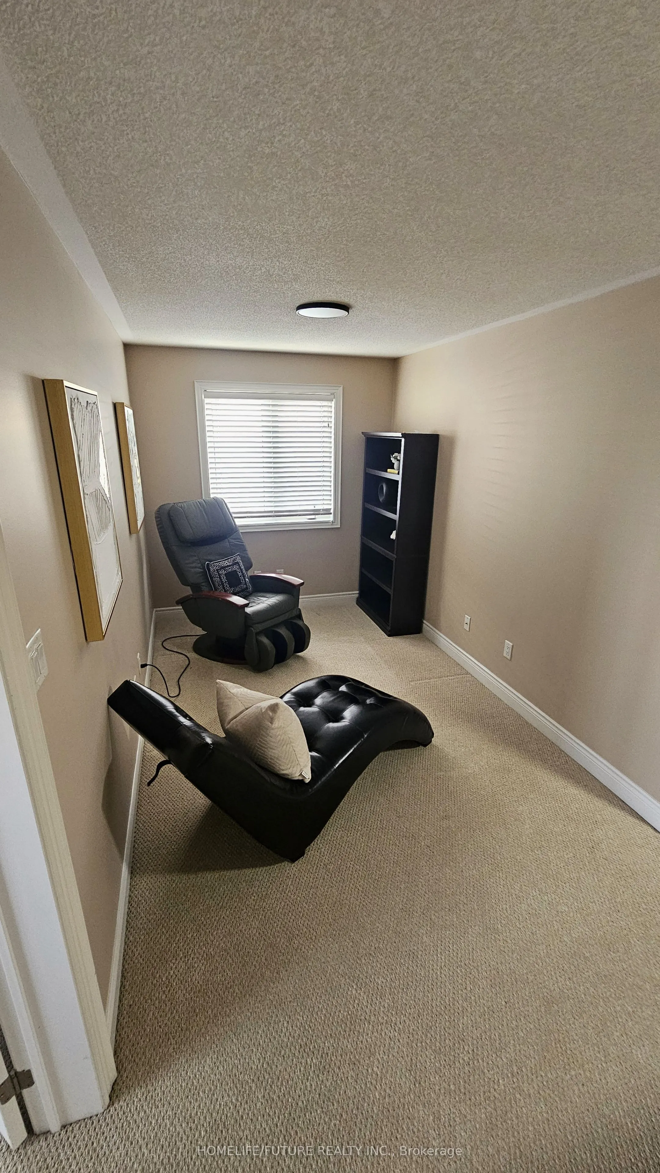 2076 Queensbury Drive
