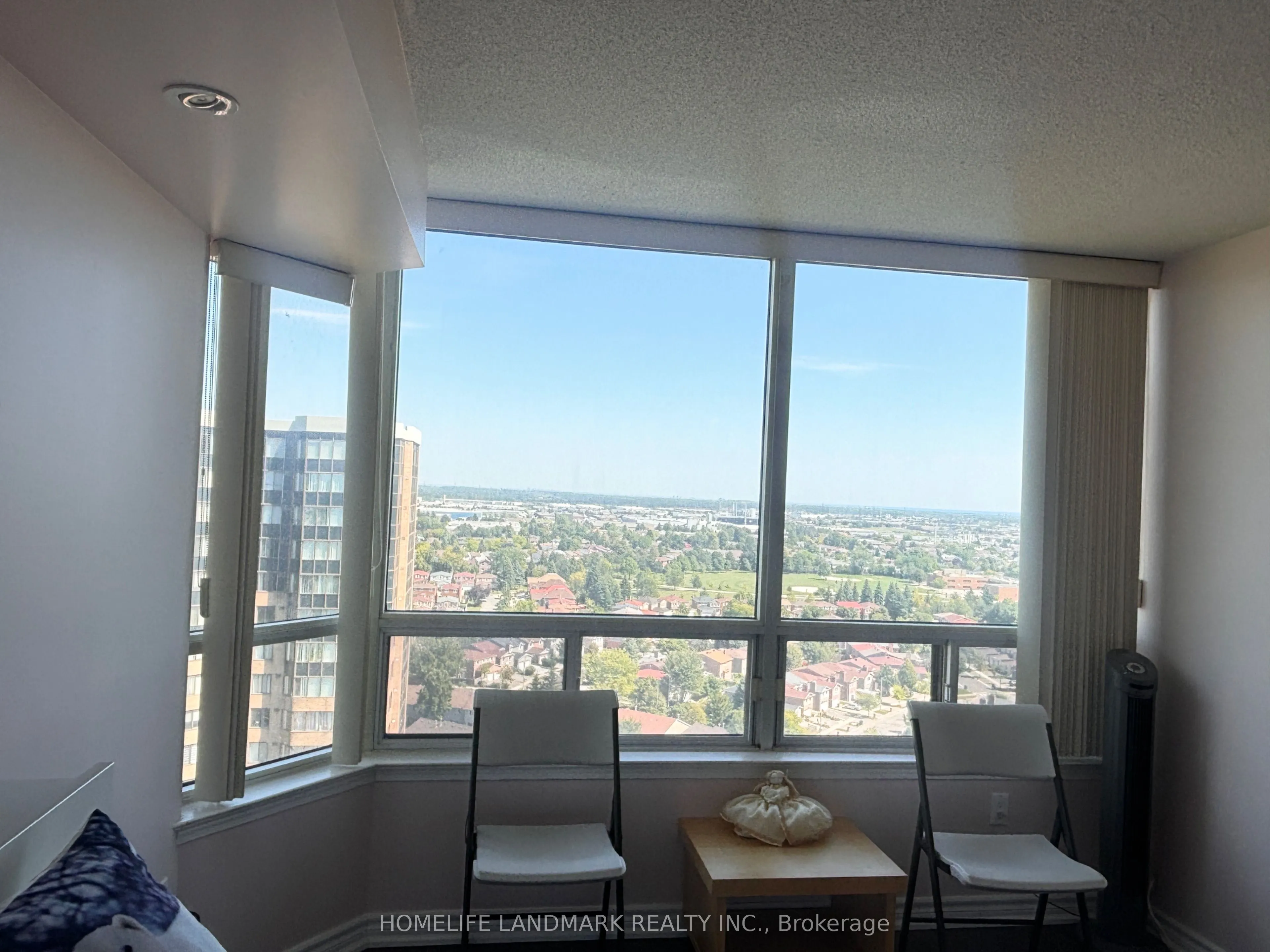 350 Alton Towers Circle, #1906
