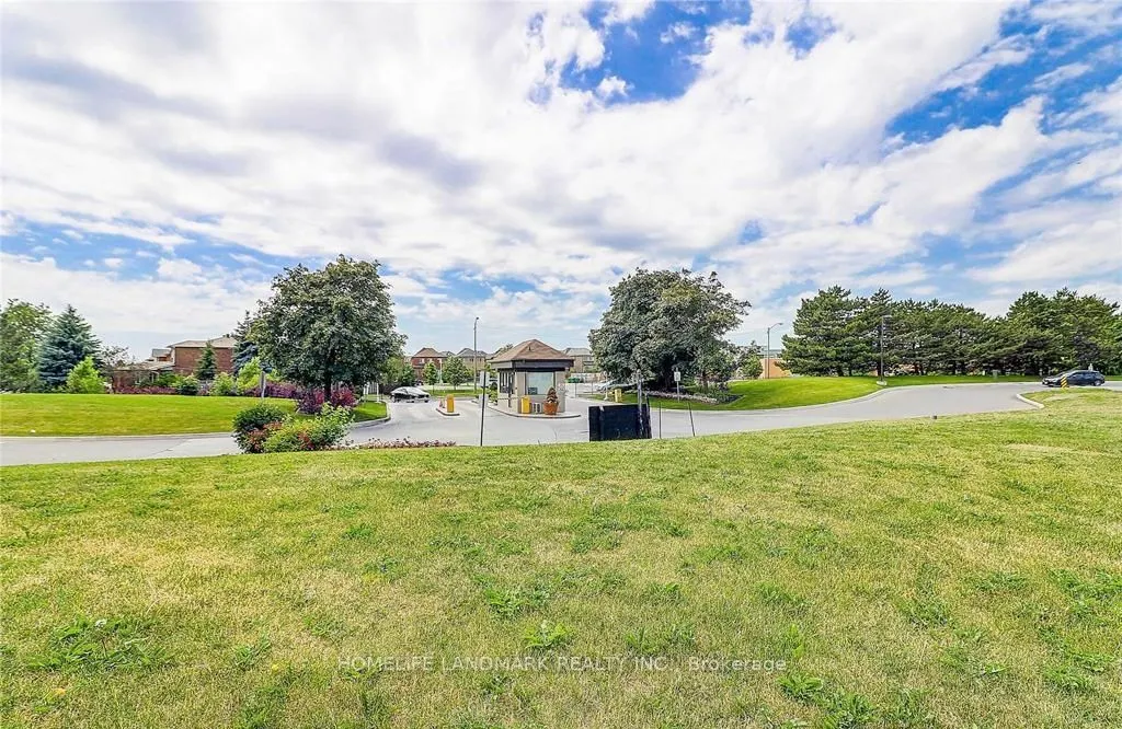 350 Alton Towers Circle, #1906