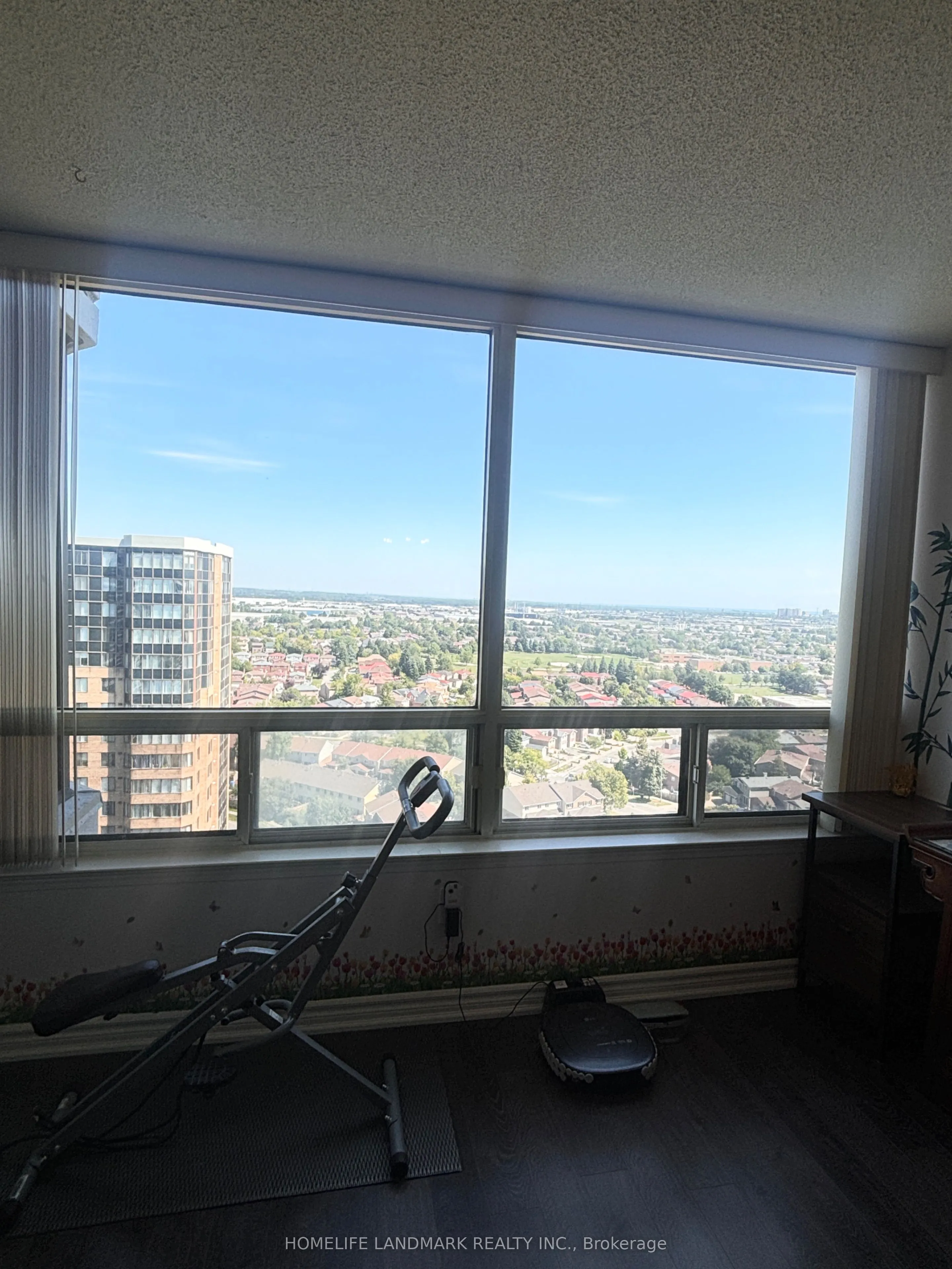 350 Alton Towers Circle, #1906