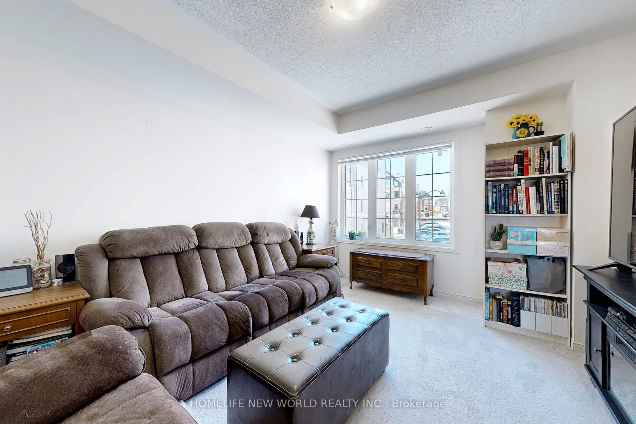 2657 Deputy Minister Path, #29
